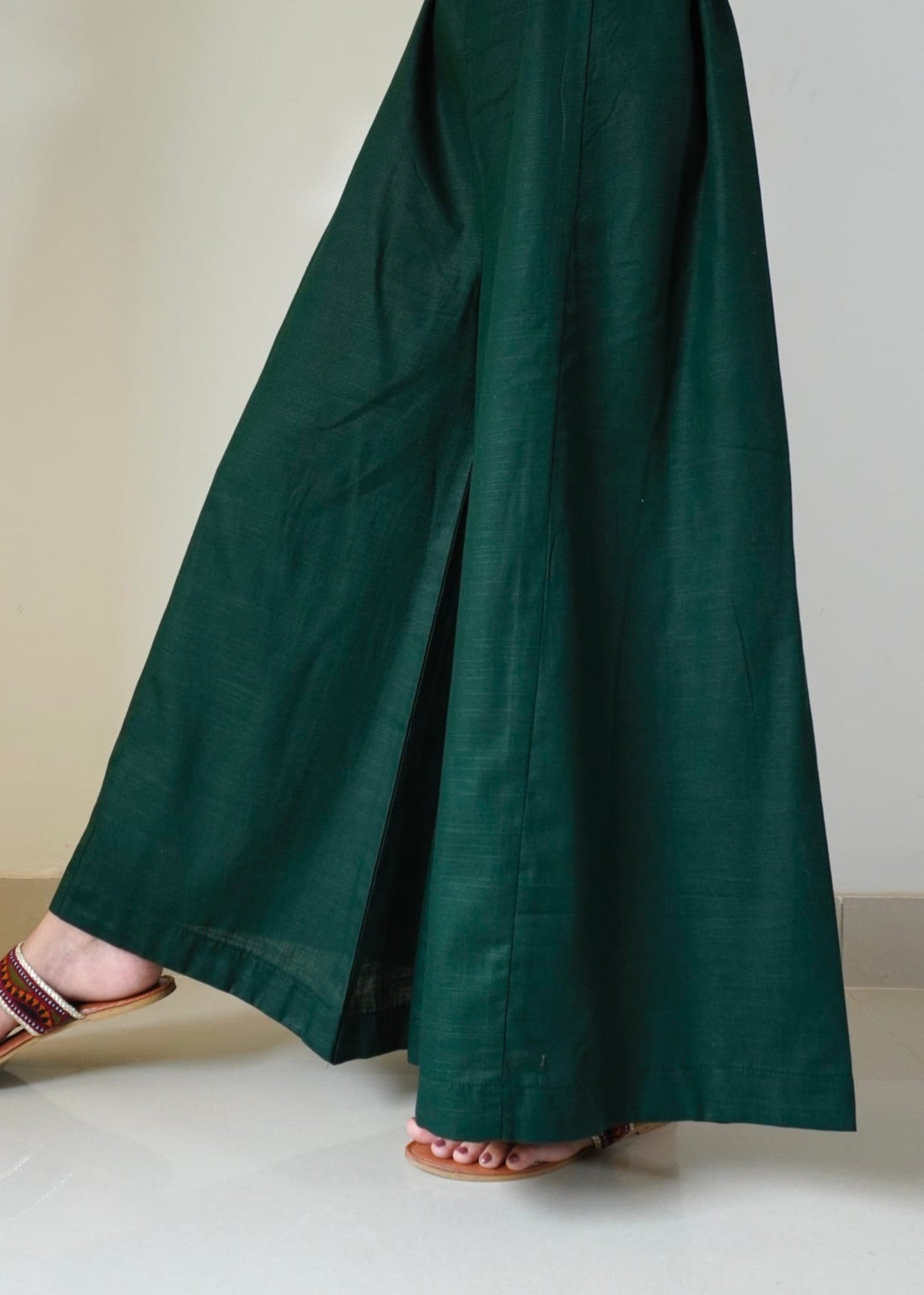 khaddar Trousers in Bottle green