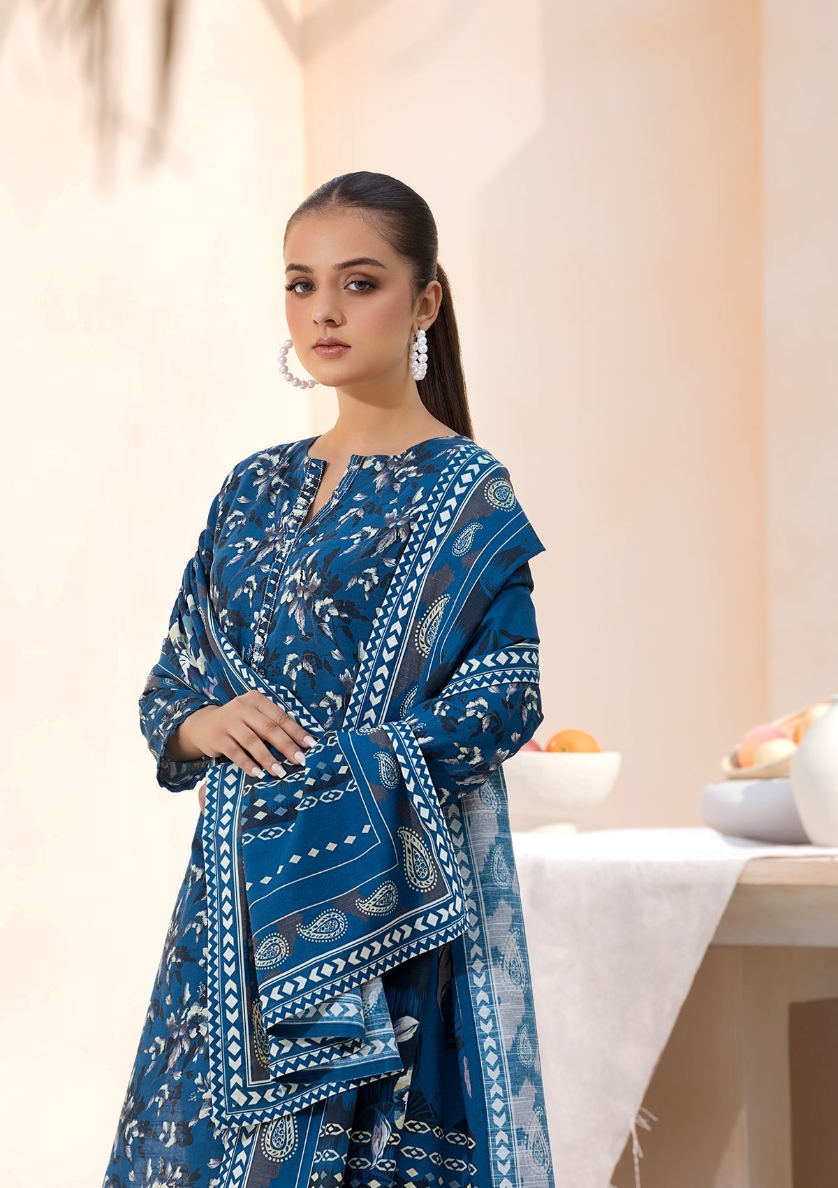 khaddar Kurta Set in Royal blue