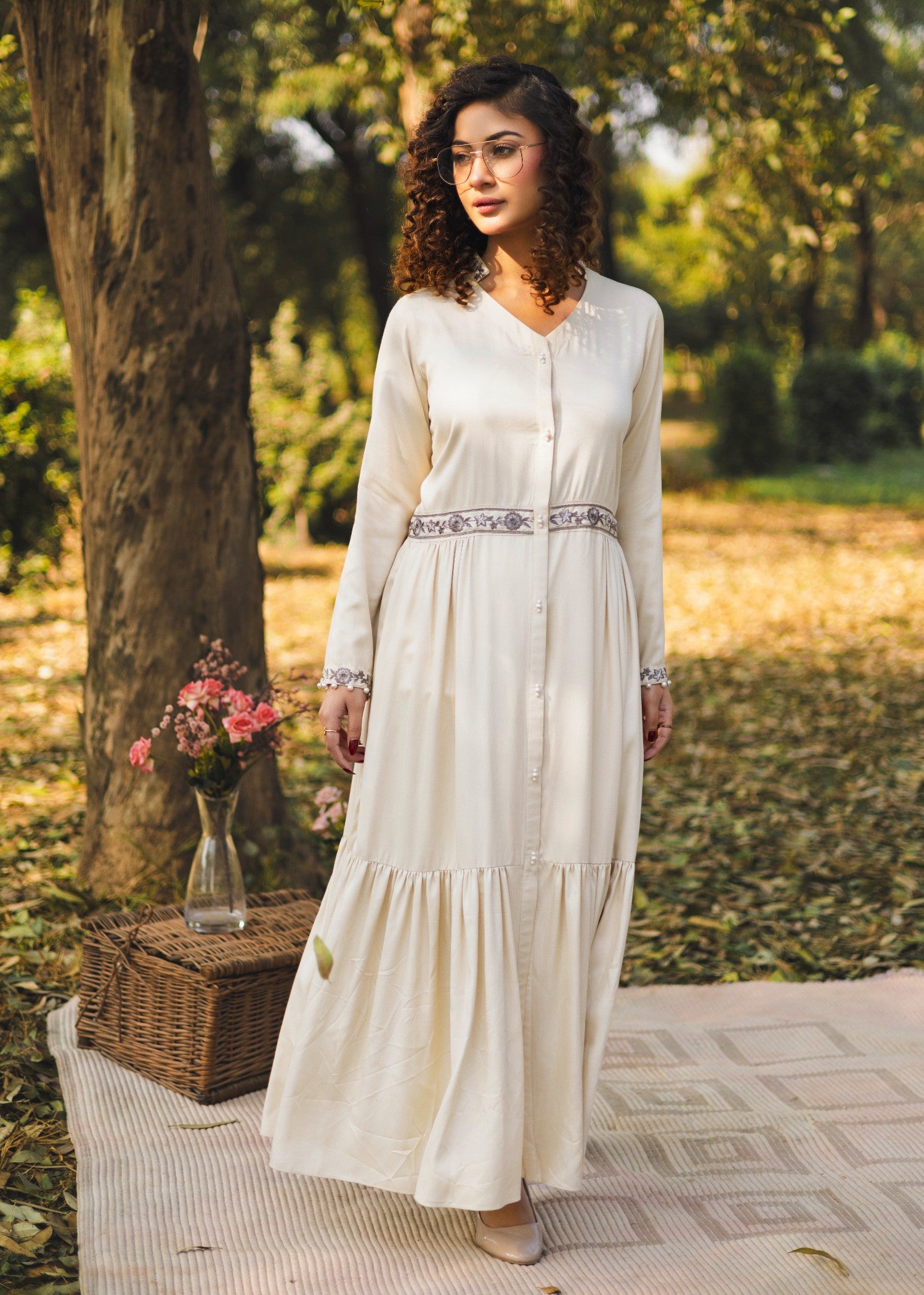 pure marina Maxi in Pearl white