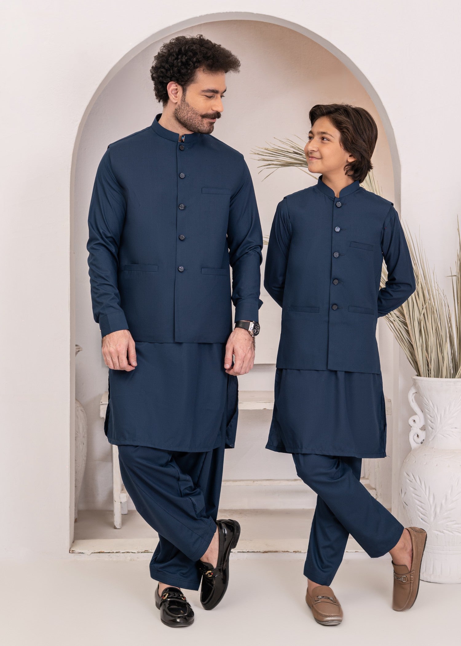 wash & wear Waistcoat in Dark blue