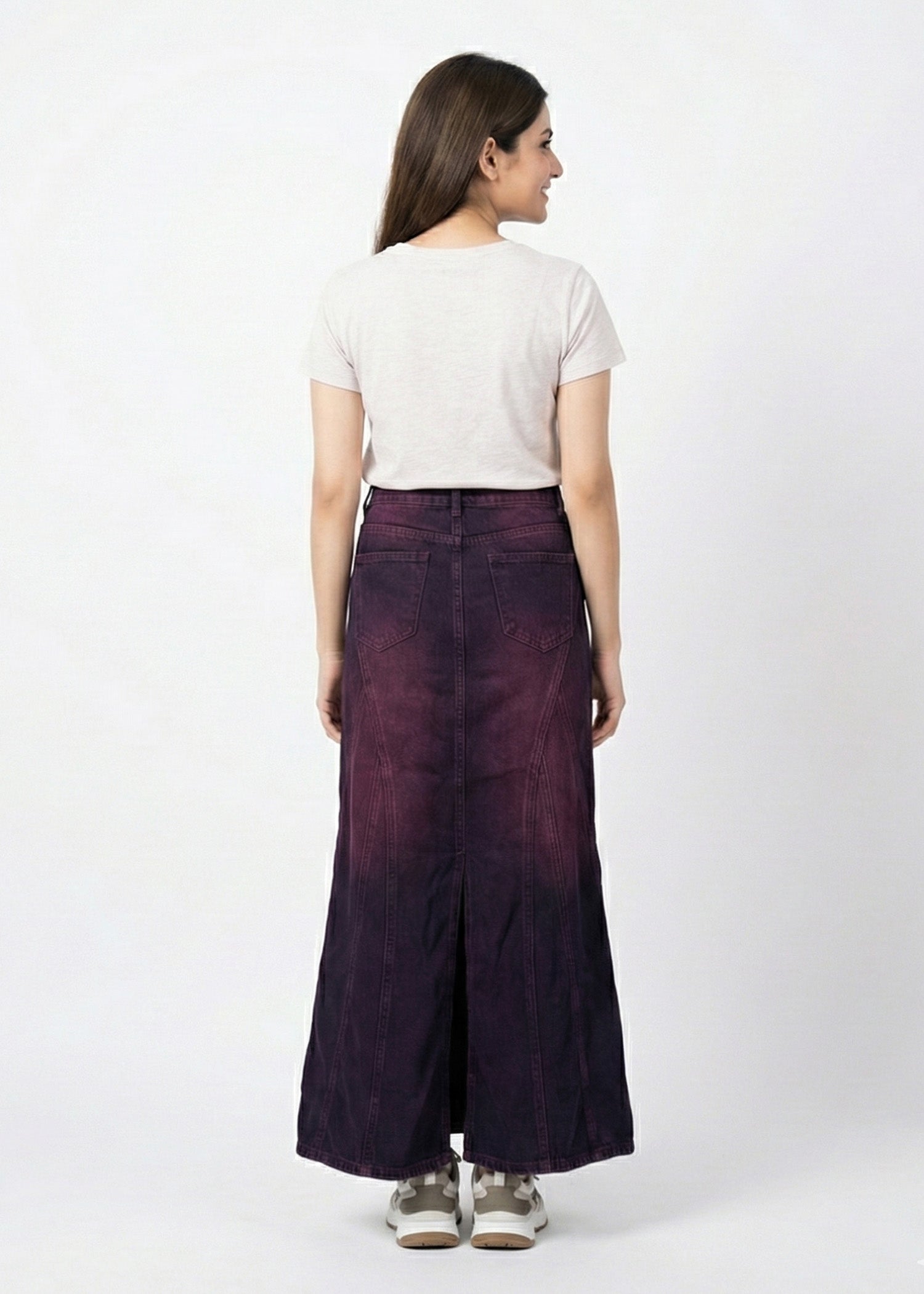 denim Skirt in Wine