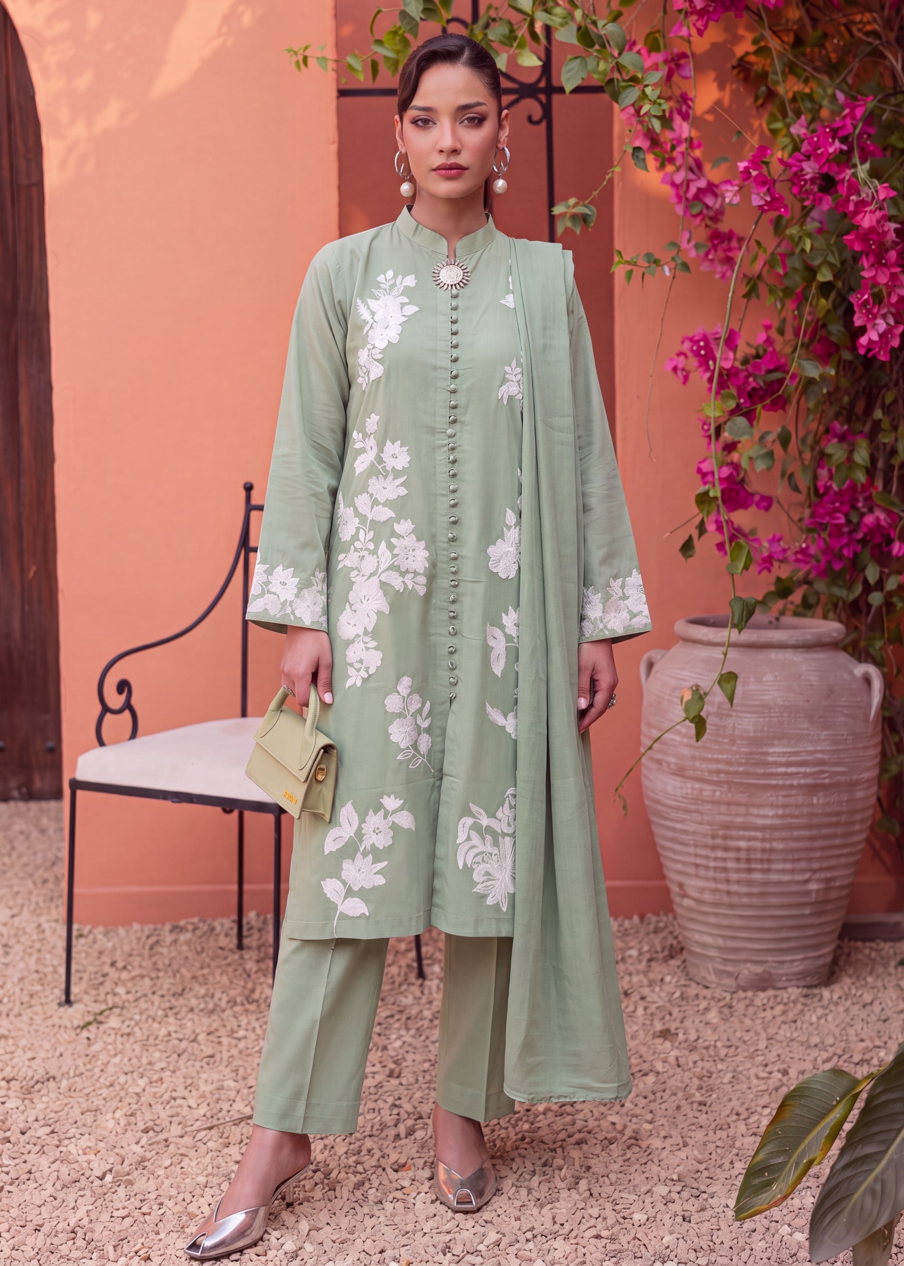 linen Kurta Set in Moss green
