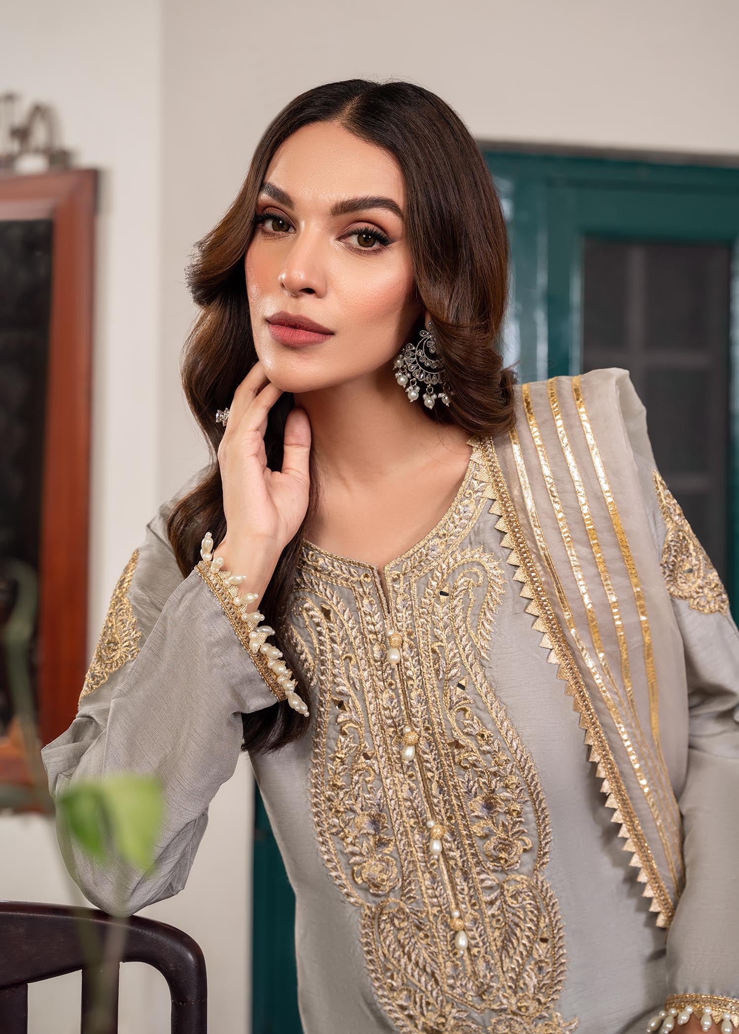 khaddi silk Kurta Set in Grey