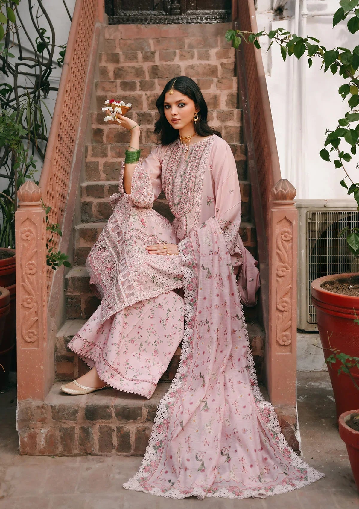 Ek Fasana Luxury Lawn – KLB-3A DILNASHEEN