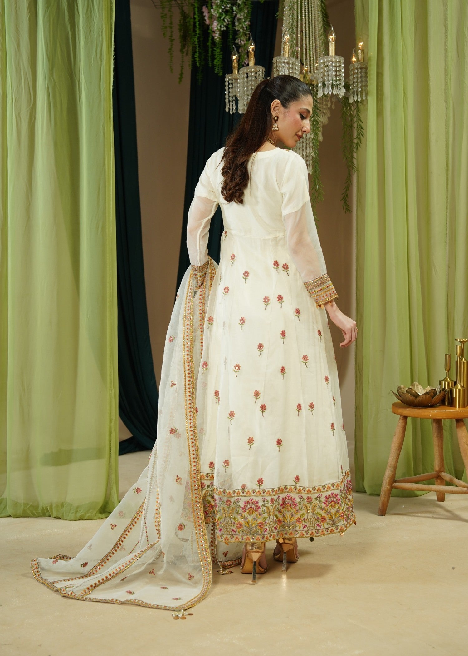 poly organza Maxi in Off-white