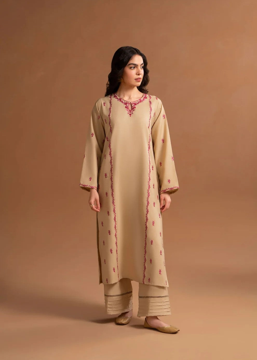 karandi Kurta Set in Beige