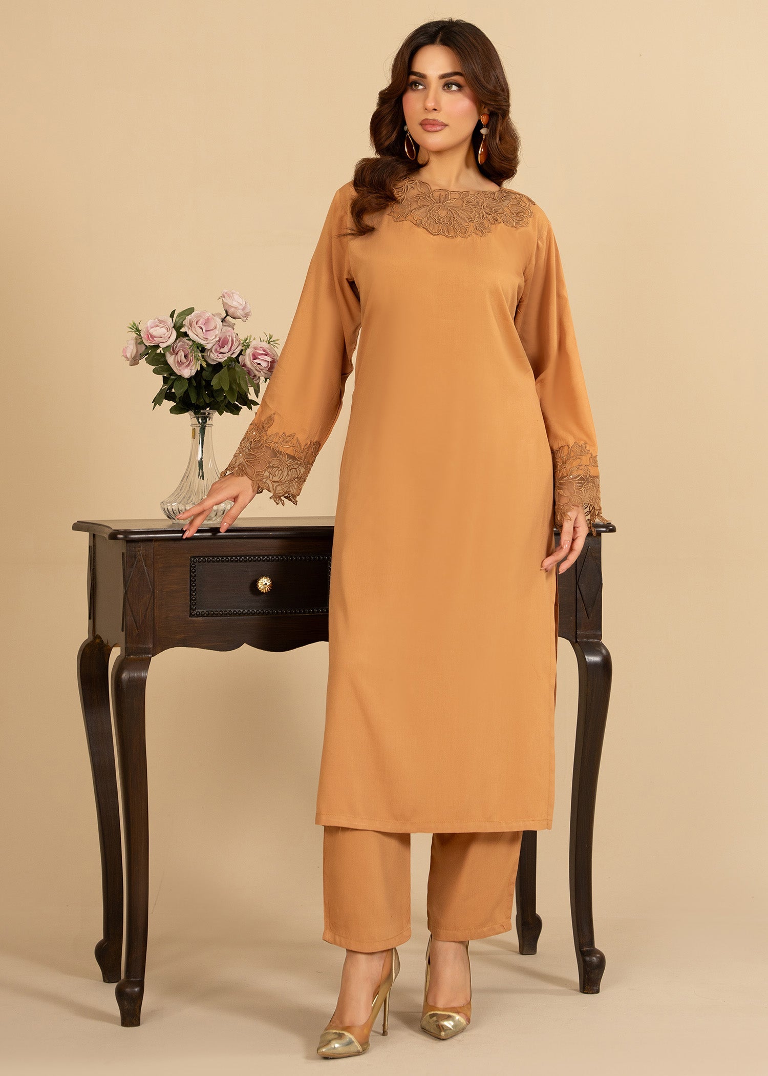 linen Kurta Set in Camel brown