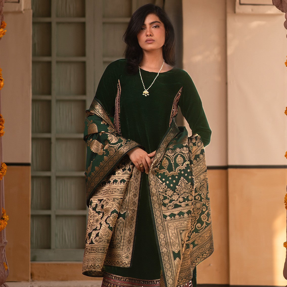 Shawl in Green Color by - Trendy Women Shawl HDU2481