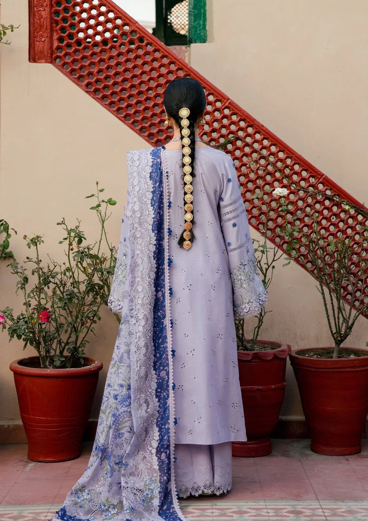 Ek Fasana Luxury Lawn – KLB-7B NAZNEEN