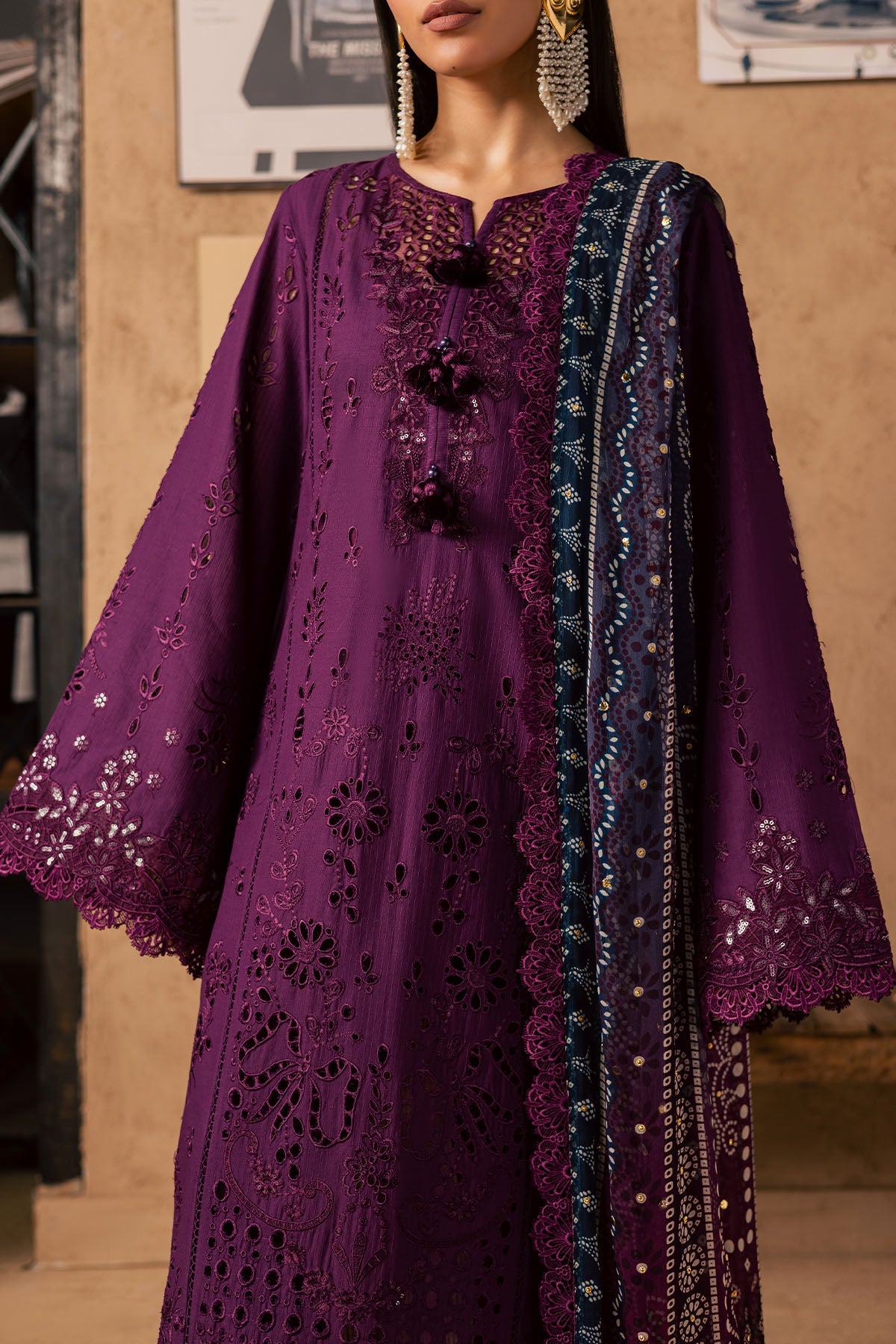 Bazaar Lawn – NE-240