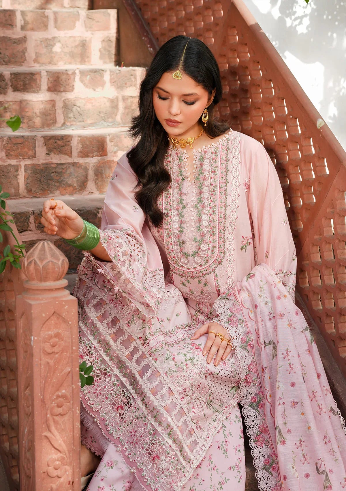 Ek Fasana Luxury Lawn – KLB-3A DILNASHEEN