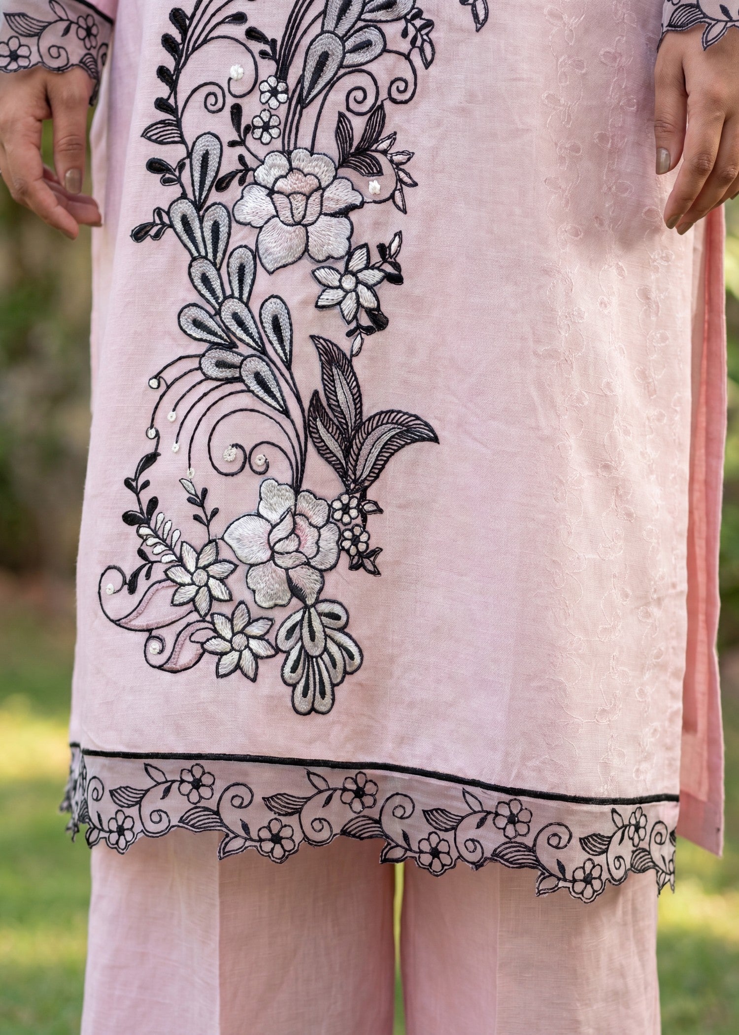 textured lawn Kurta Set in Baby pink