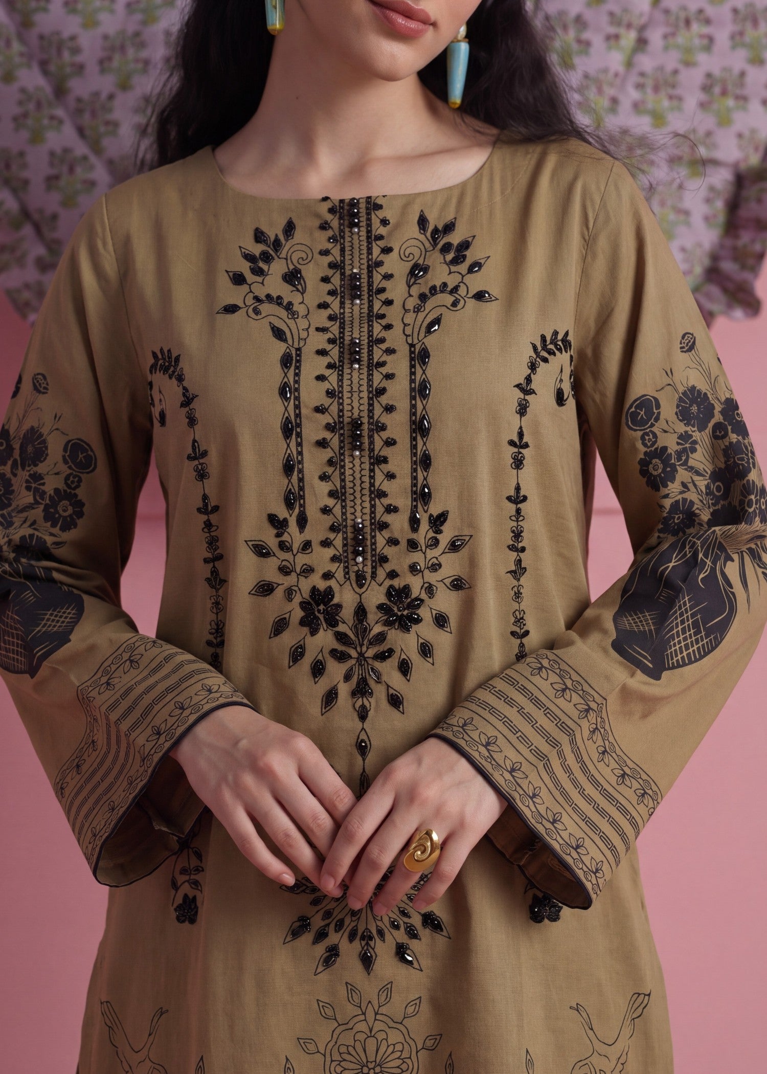lawn Kaftan in Walnut brown