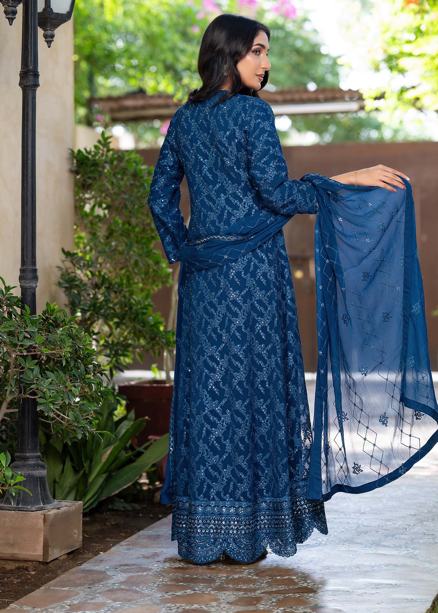chiffon Pishwas in Royal blue