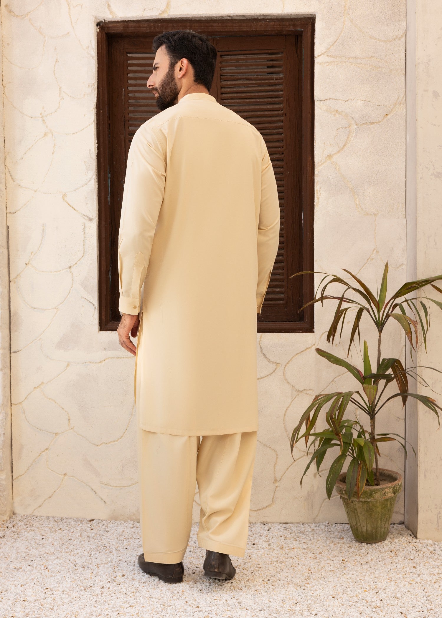 wash & wear Shalwar Kameez in Buttercream