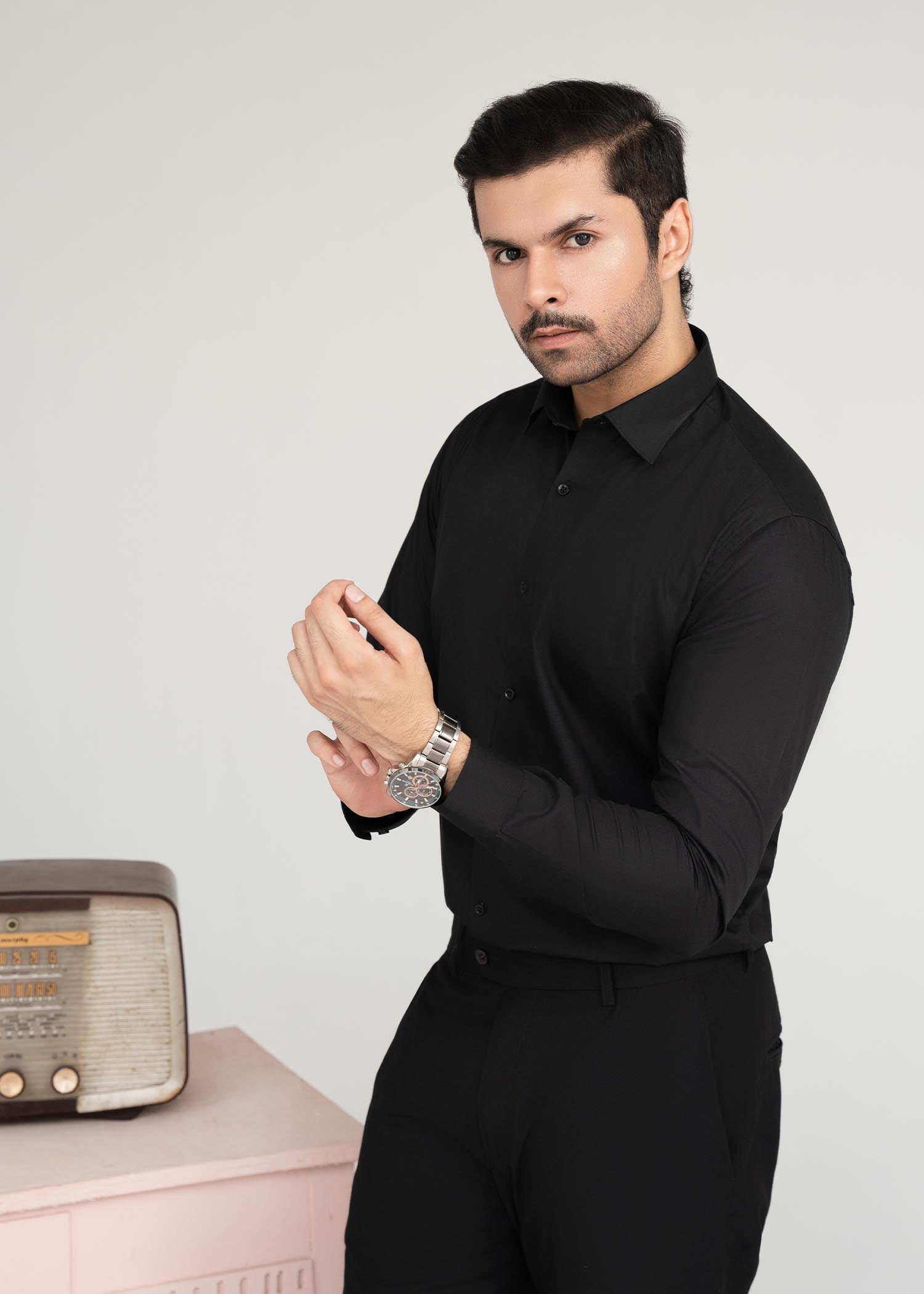 wash & wear Formal Shirt in Black