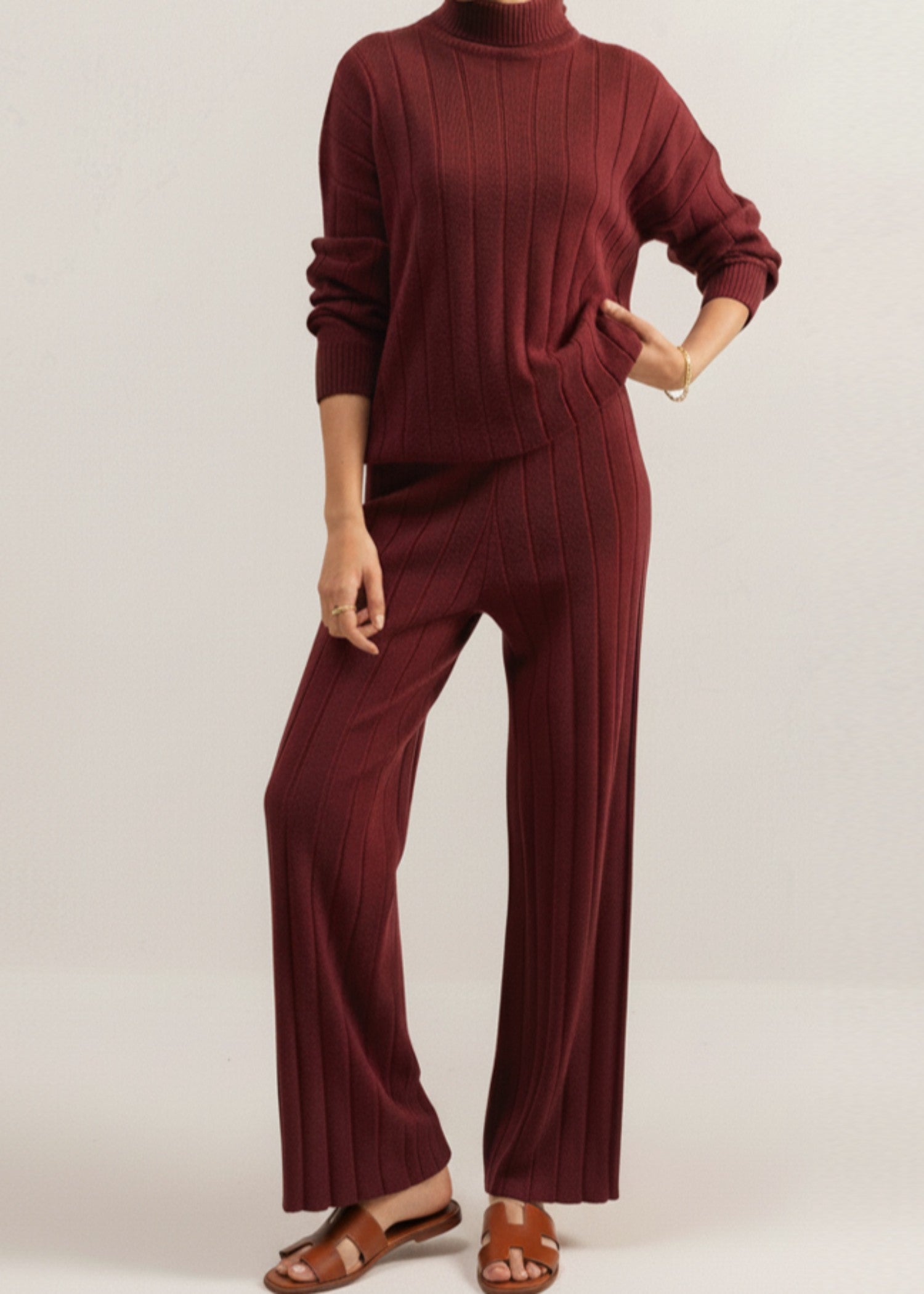 cotton Turtle Neck in Maroon