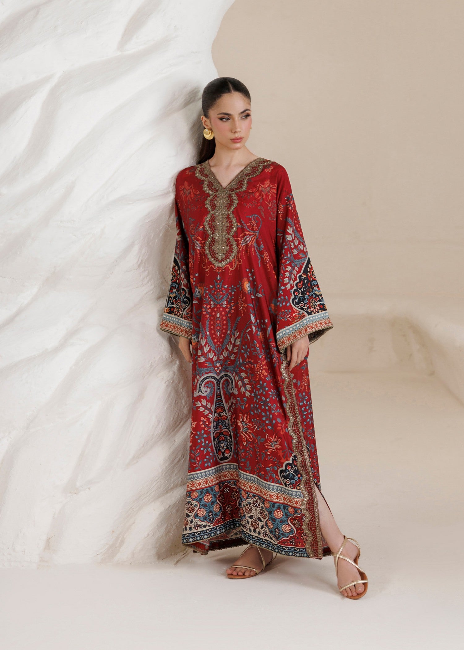 raw silk Kaftan in Maroon