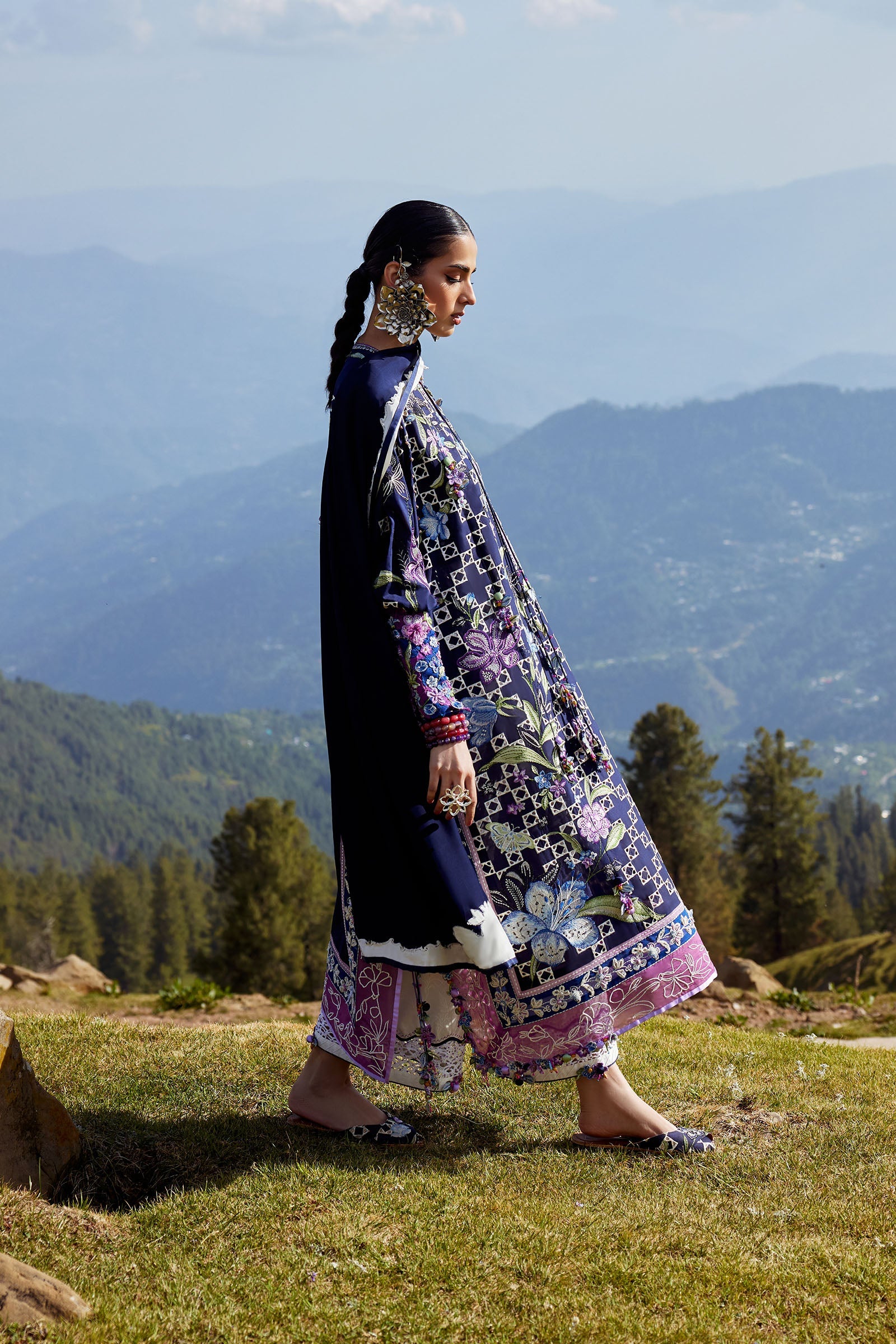 Kashmee Luxury Eid Lawn – SONAMARG (EL26-09 B)
