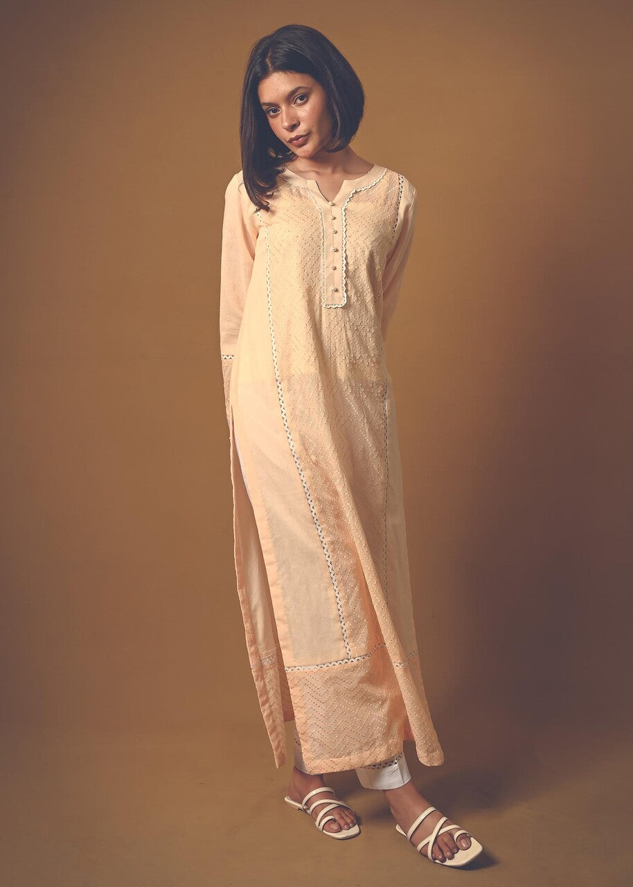 ribbed lawn Kurti in Peach pink