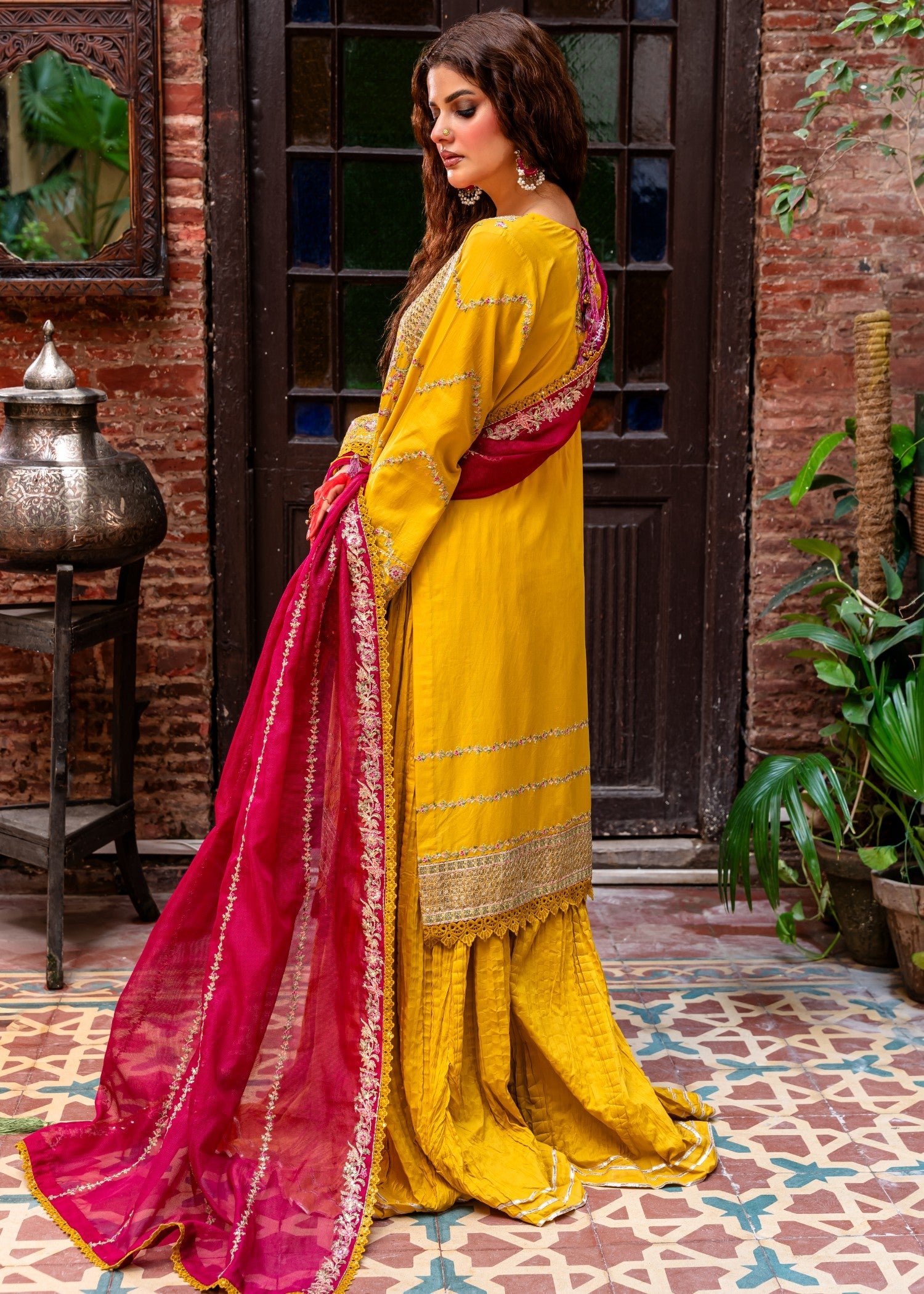 lawn Unstitched in Mustard, lusty gallant