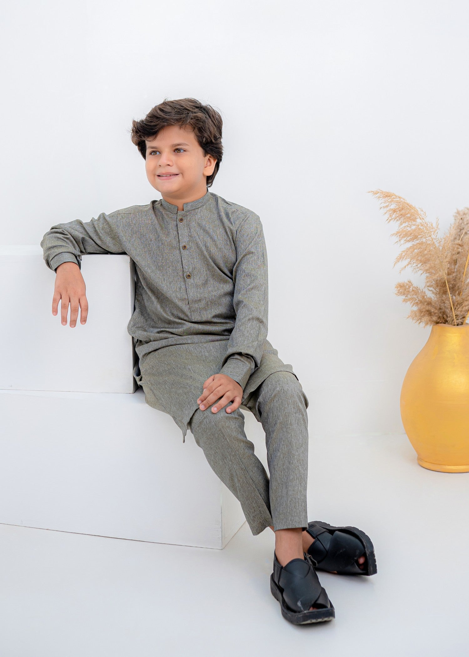 textured wash & wear Kurta Set in Grey
