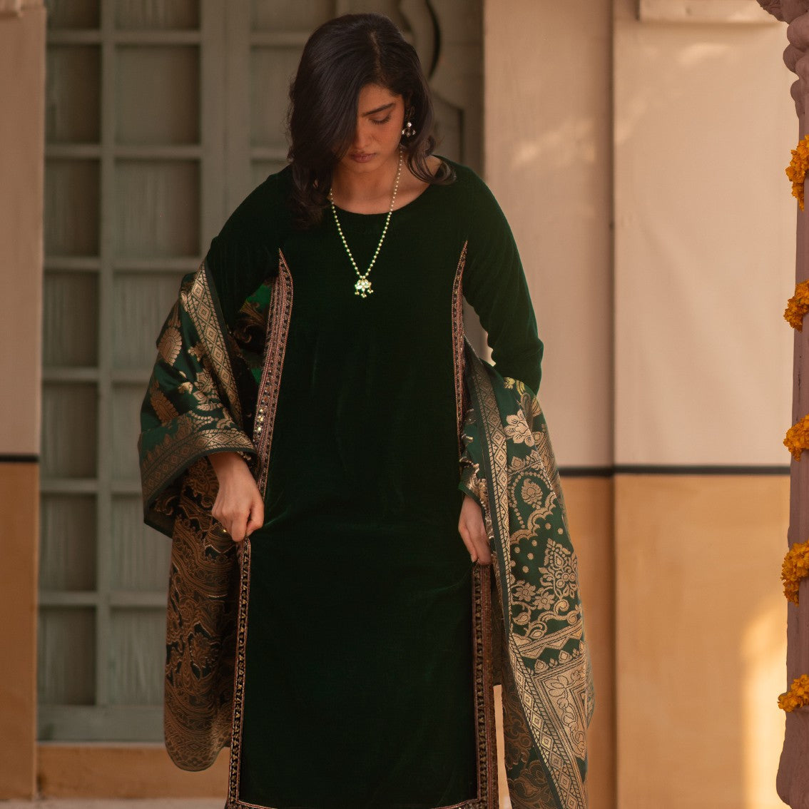 Shawl in Green Color by - Trendy Women Shawl HDU2481