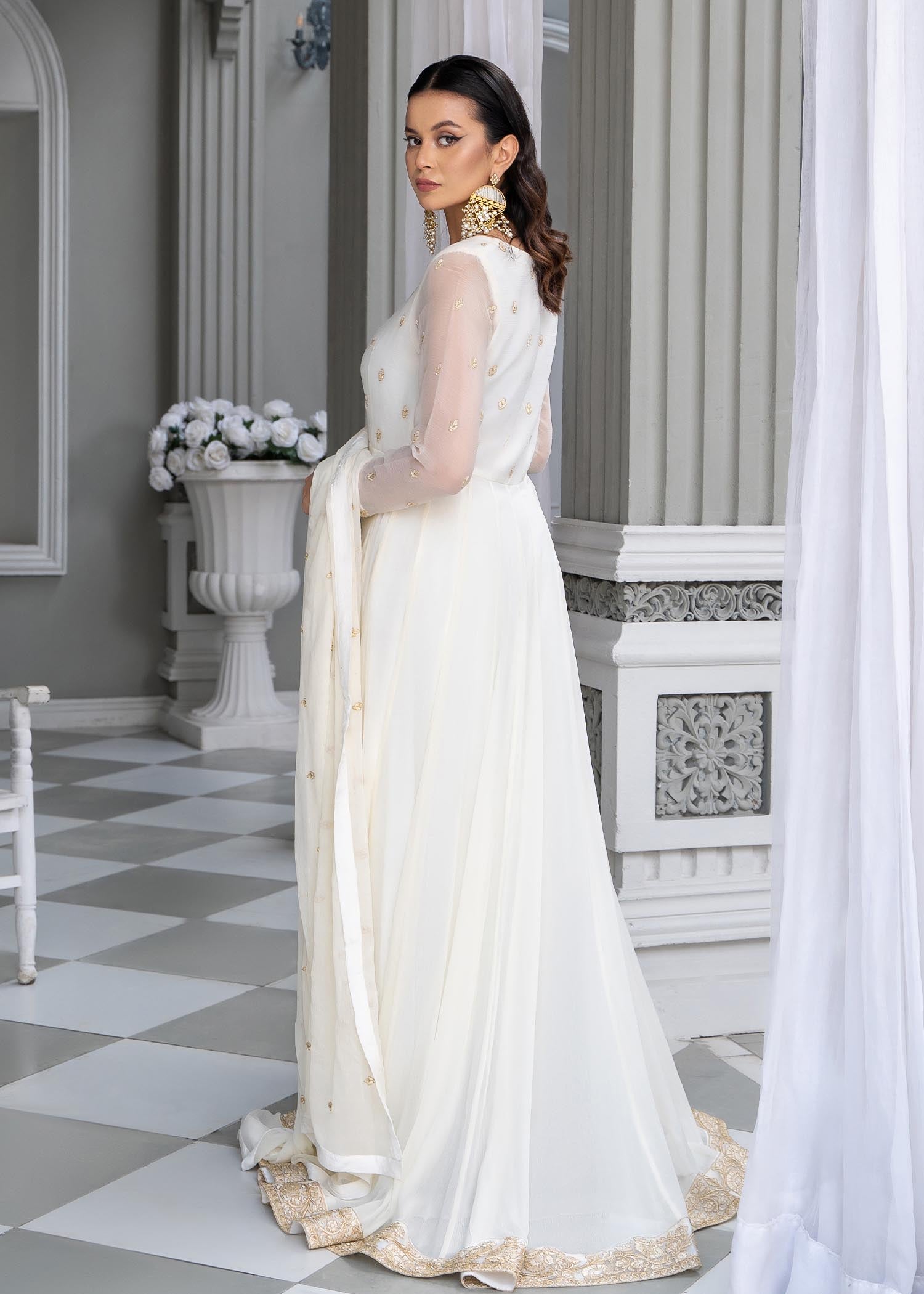 chiffon Pishwas in White