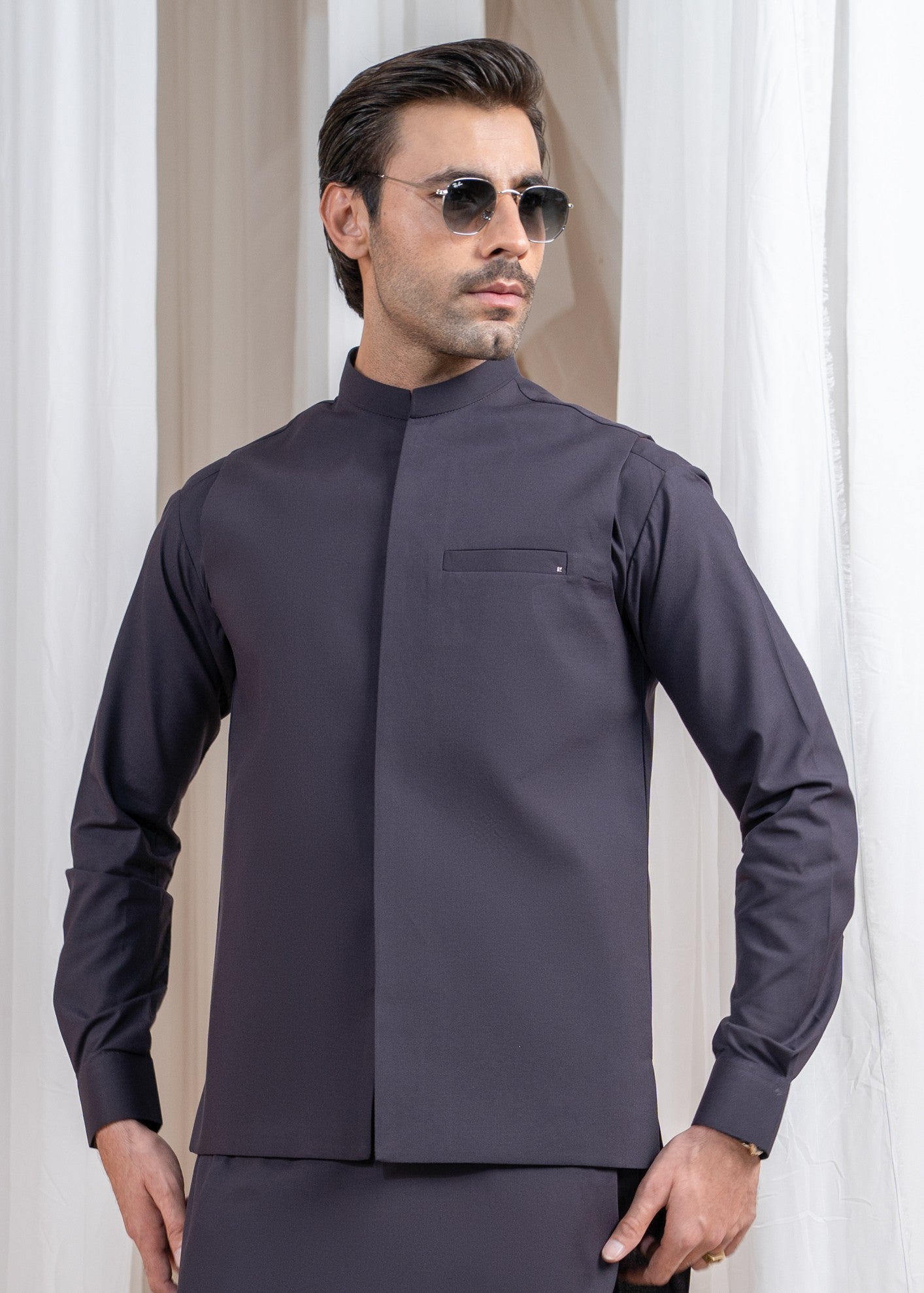 wash & wear Waistcoat in Plum purple