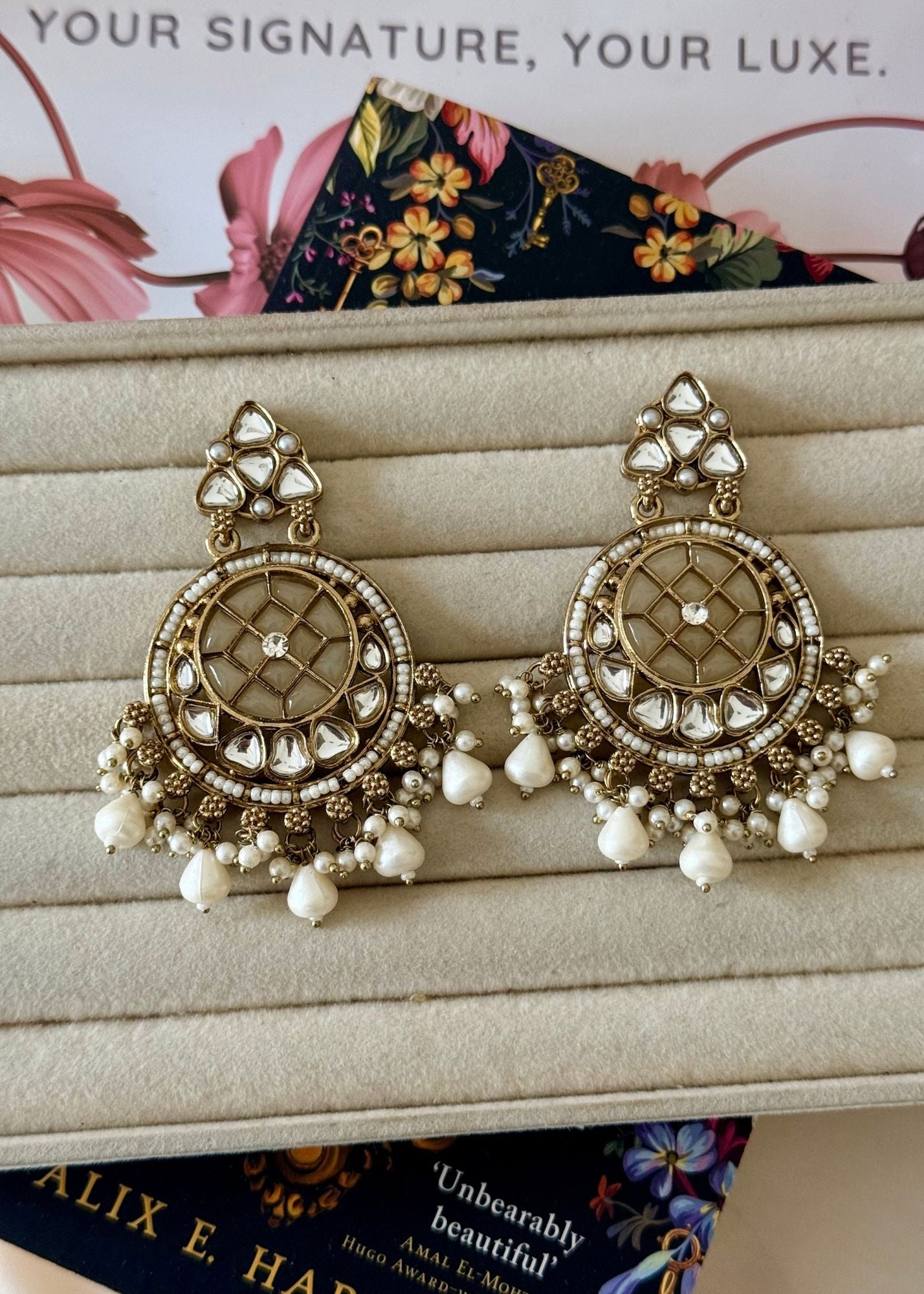 Earrings in Gold, ivory Color by - Trendy Women Earrings EUF5792