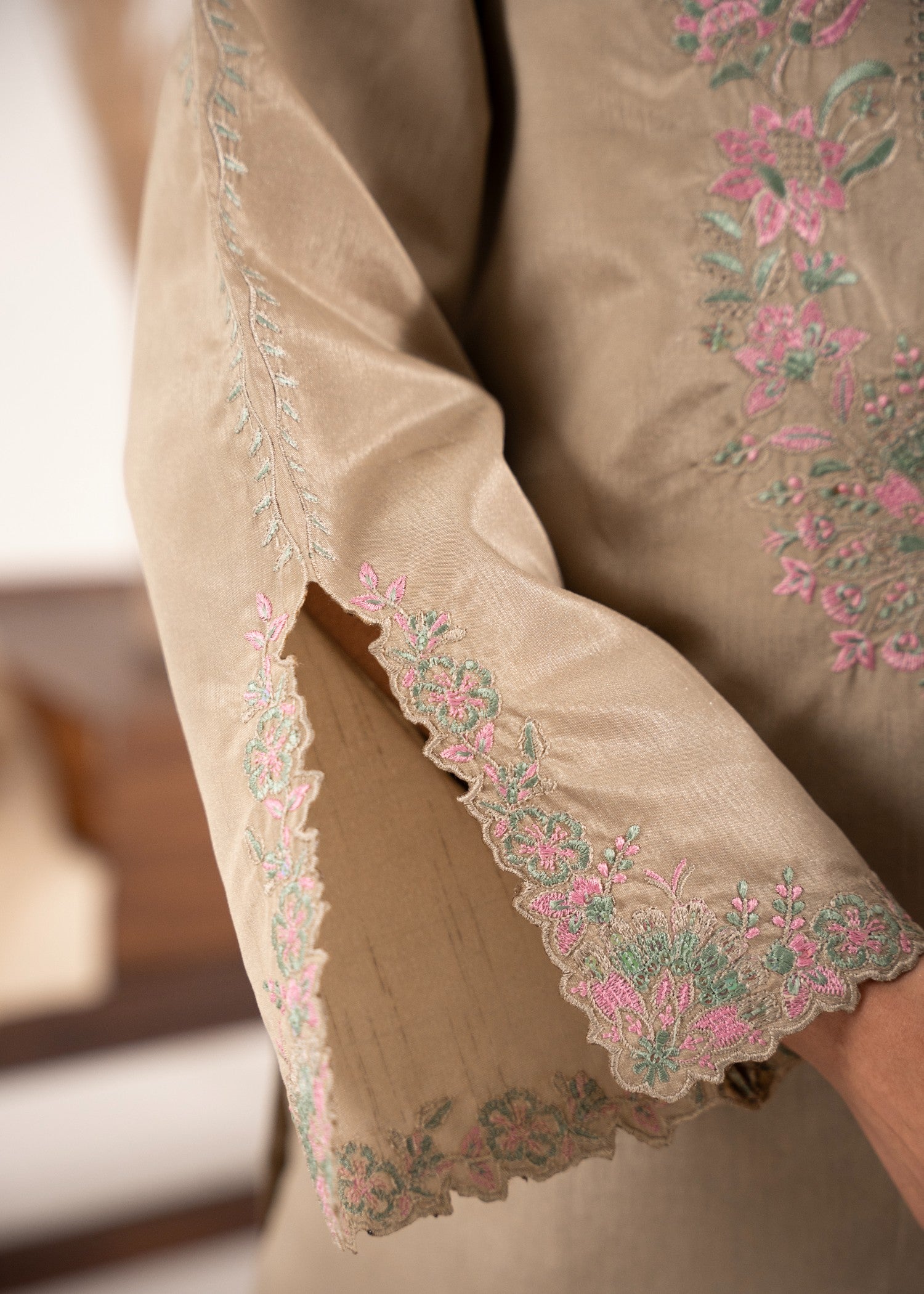 pk raw silk Kurta Set in Beige