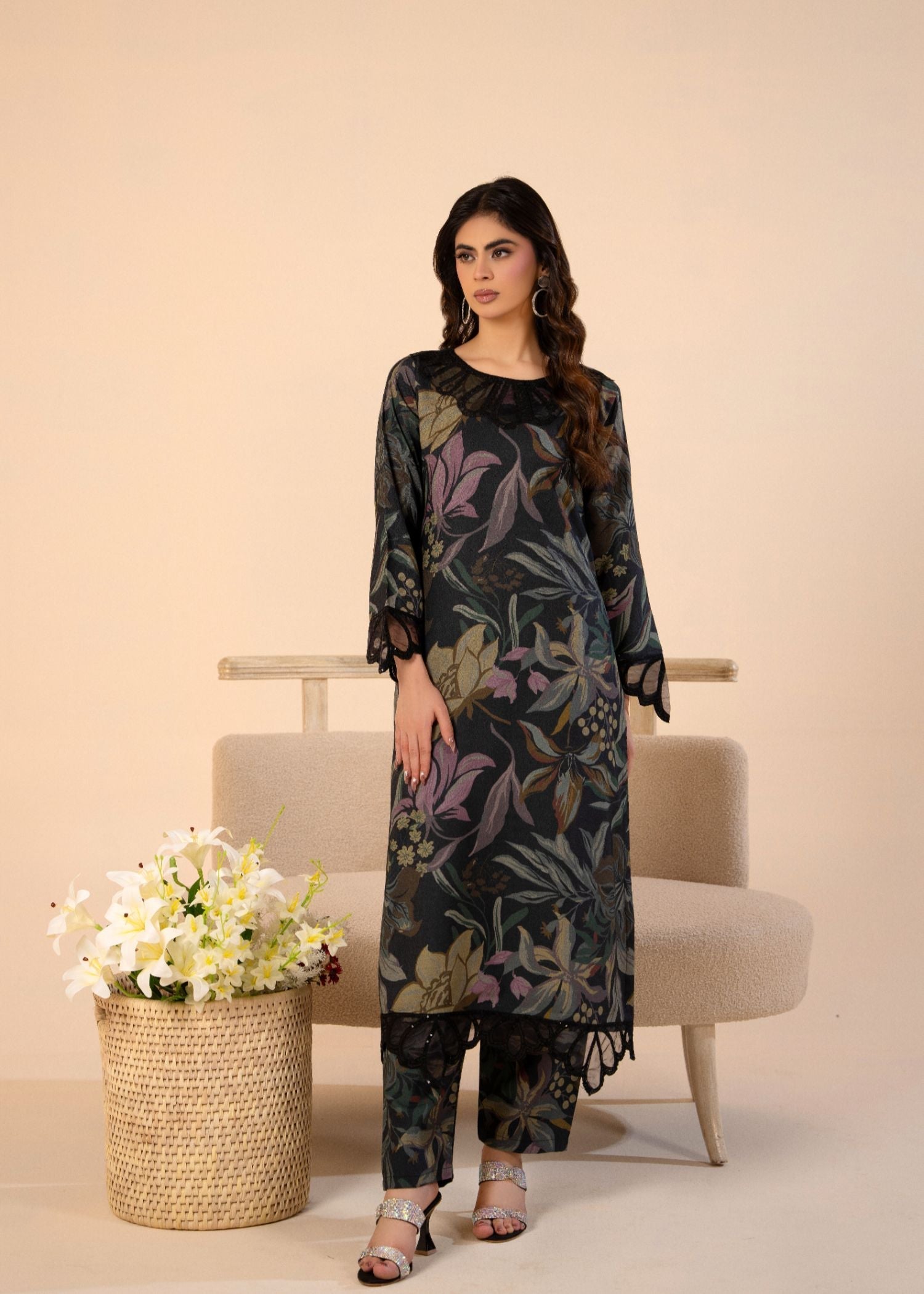 dhanak Kurta Set in Black