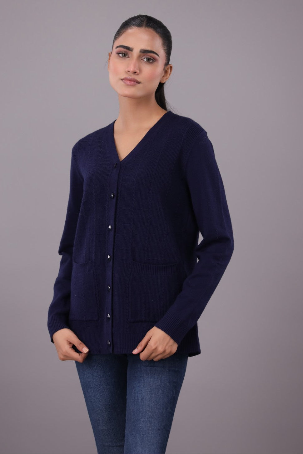 wool Cardigan in Charcoal black