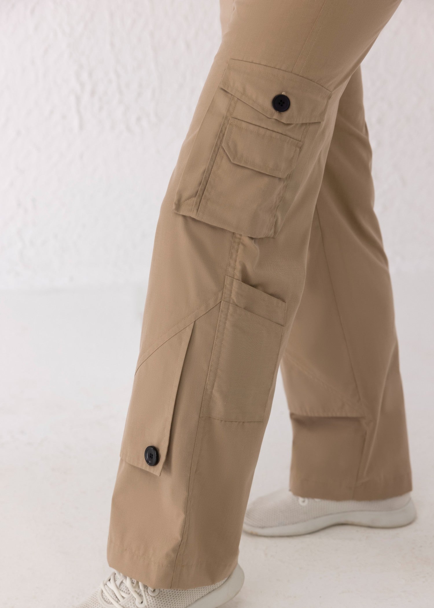 twill cotton Trousers in Khaki brown