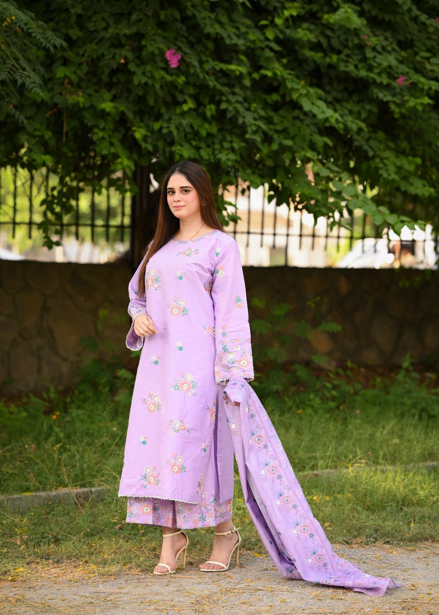 cambric Kurta Set in Mauve