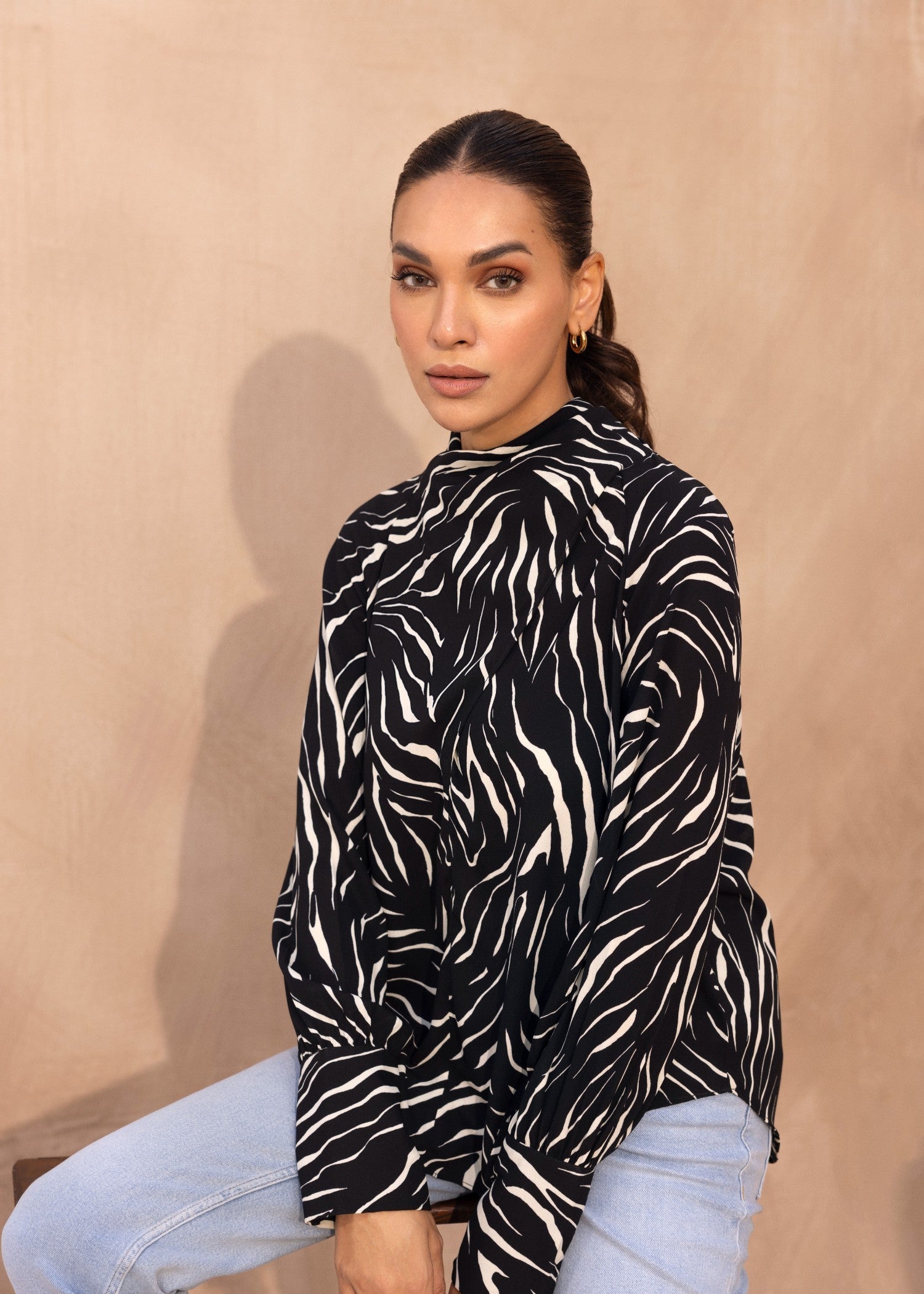 crepe Blouse in Black