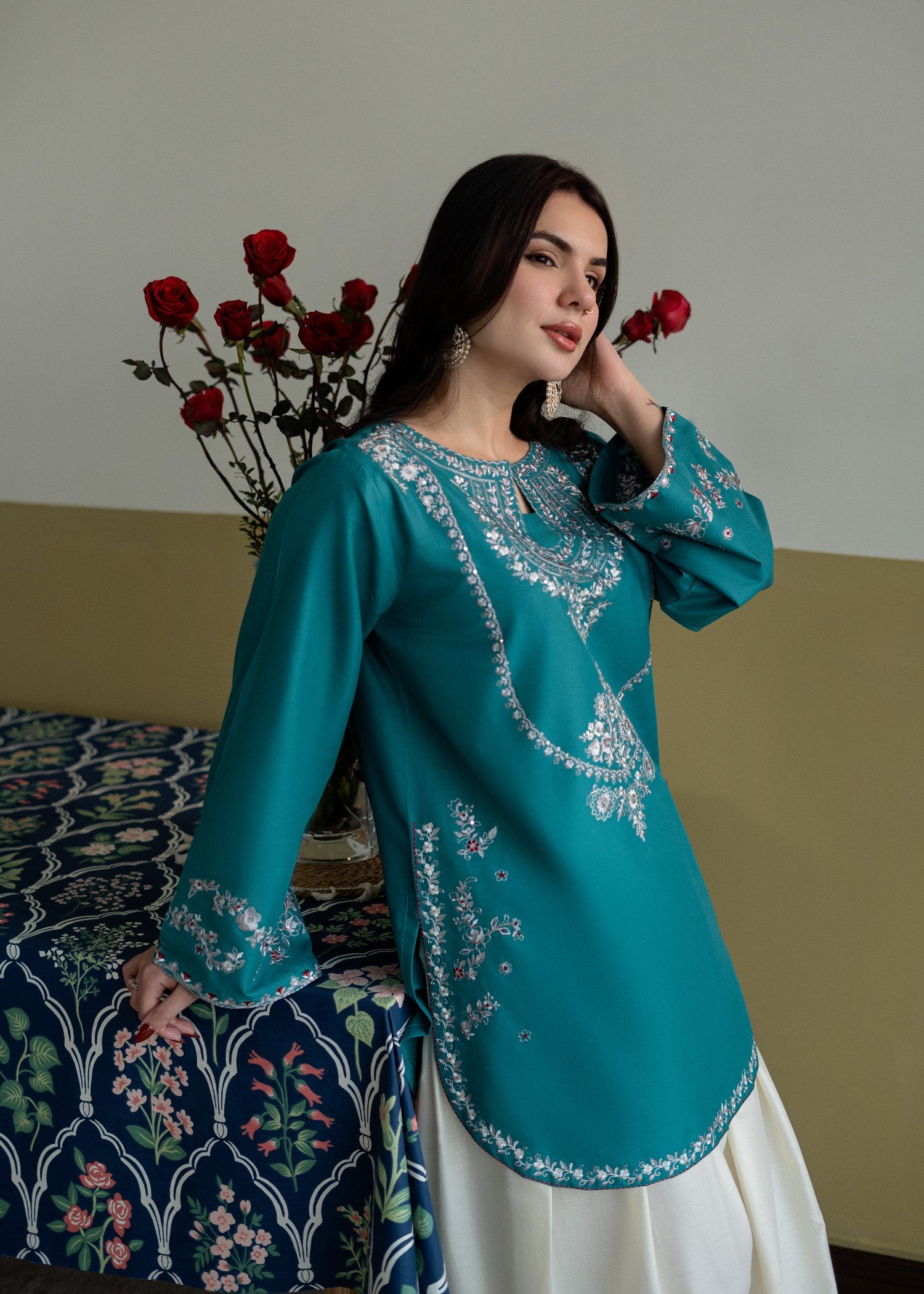 lawn Kurta Set in White, teal