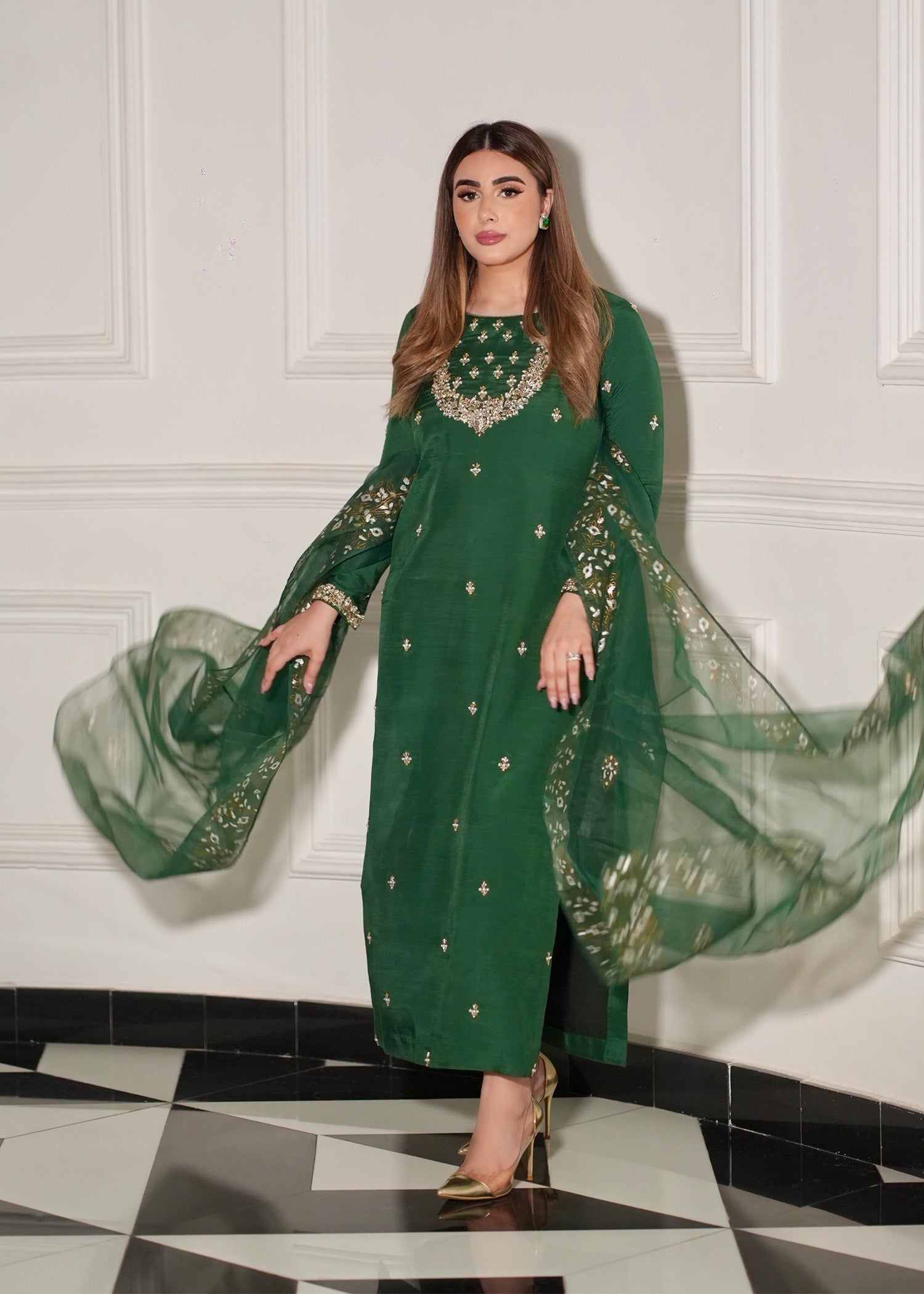 raw silk Kurta Set in Bottle green