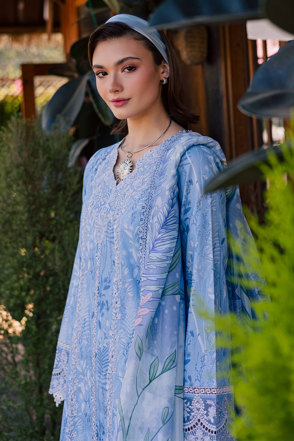 Shezlin Chikankari Eid Edit Lawn – SEREEN (AV-05)