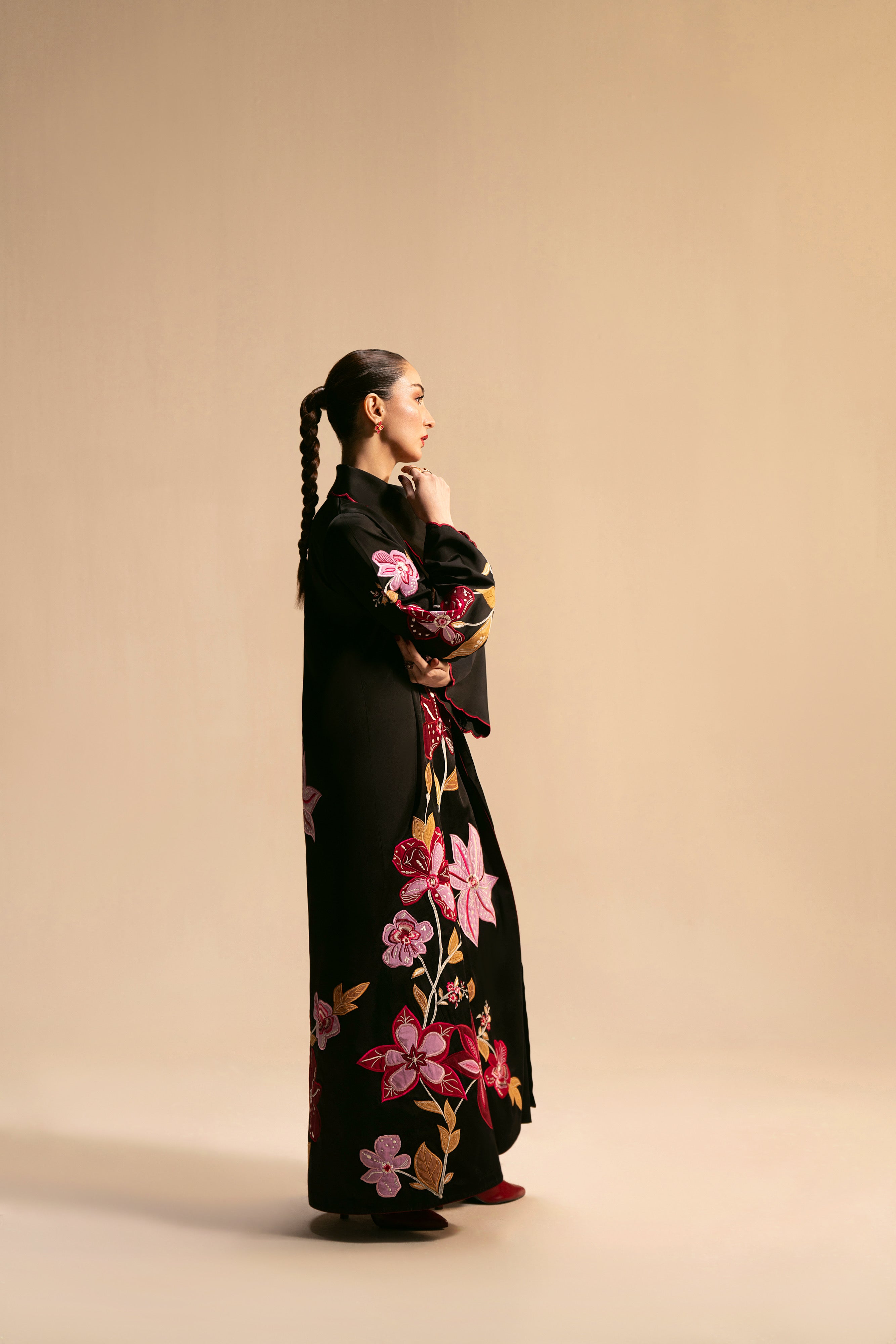lawn cotton Kaftan in Black