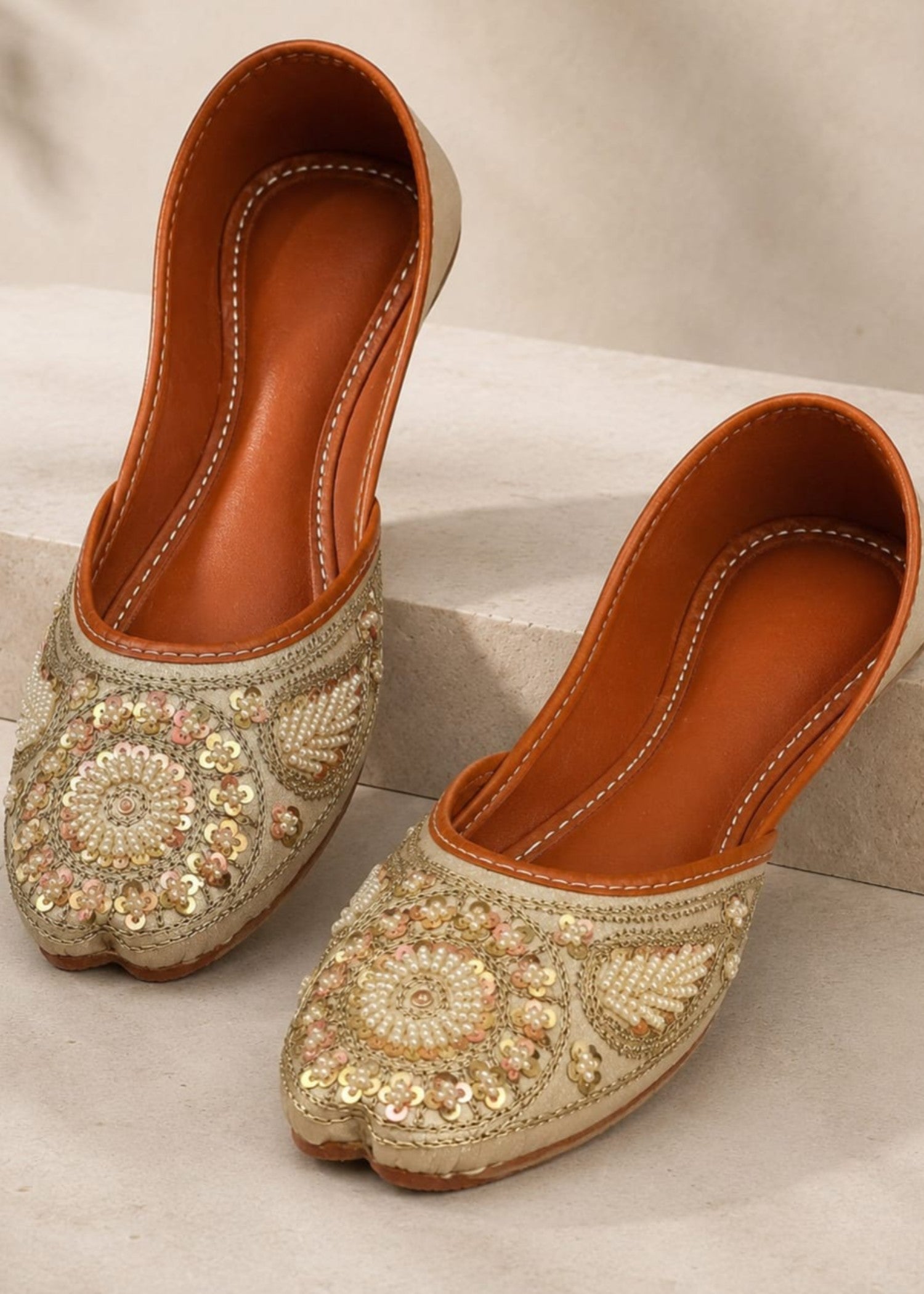 Khussa in Sage green by - High Quality Women Khussa IUP0460