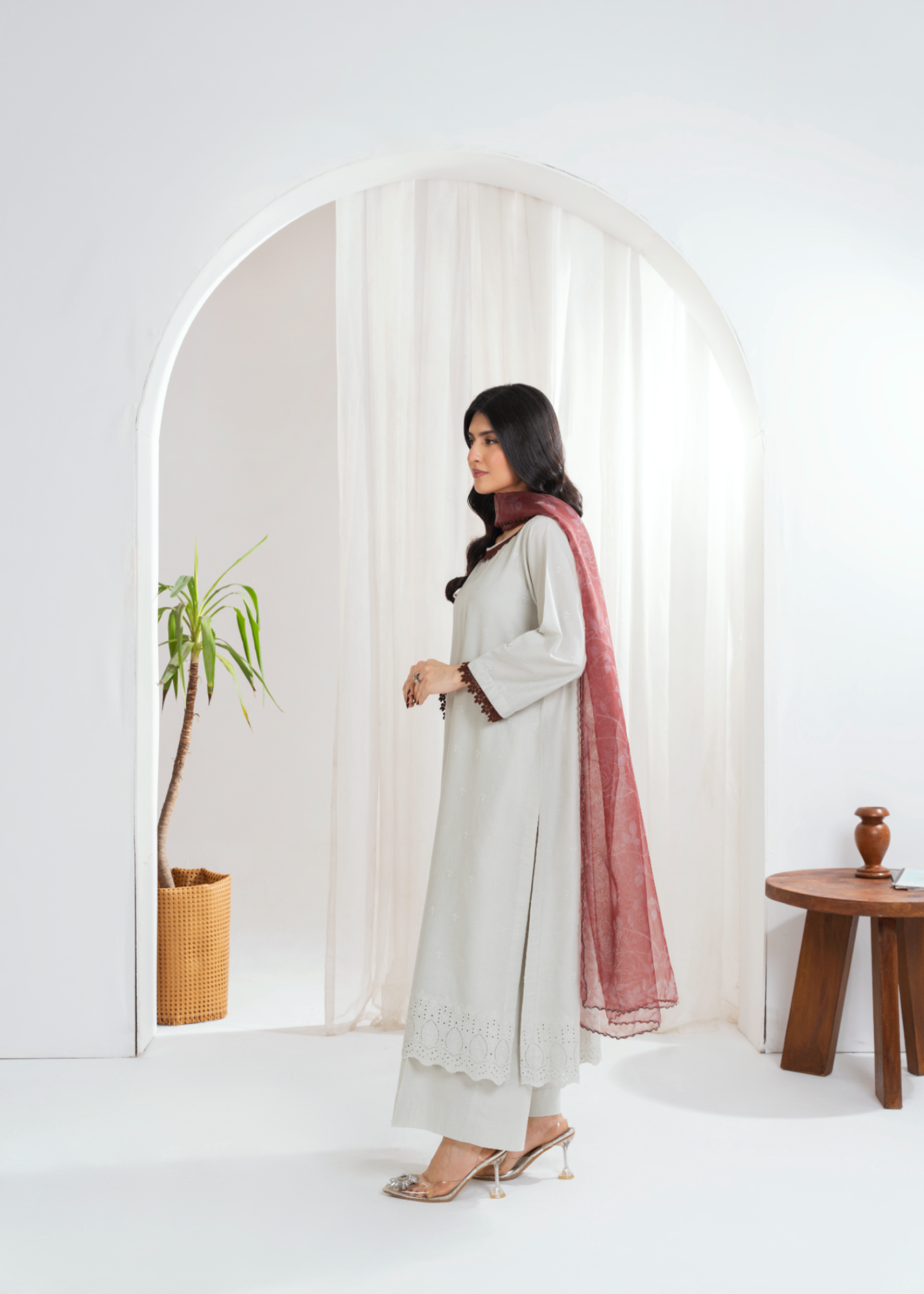 chikankari cotton Kurta Set in Pastel grey