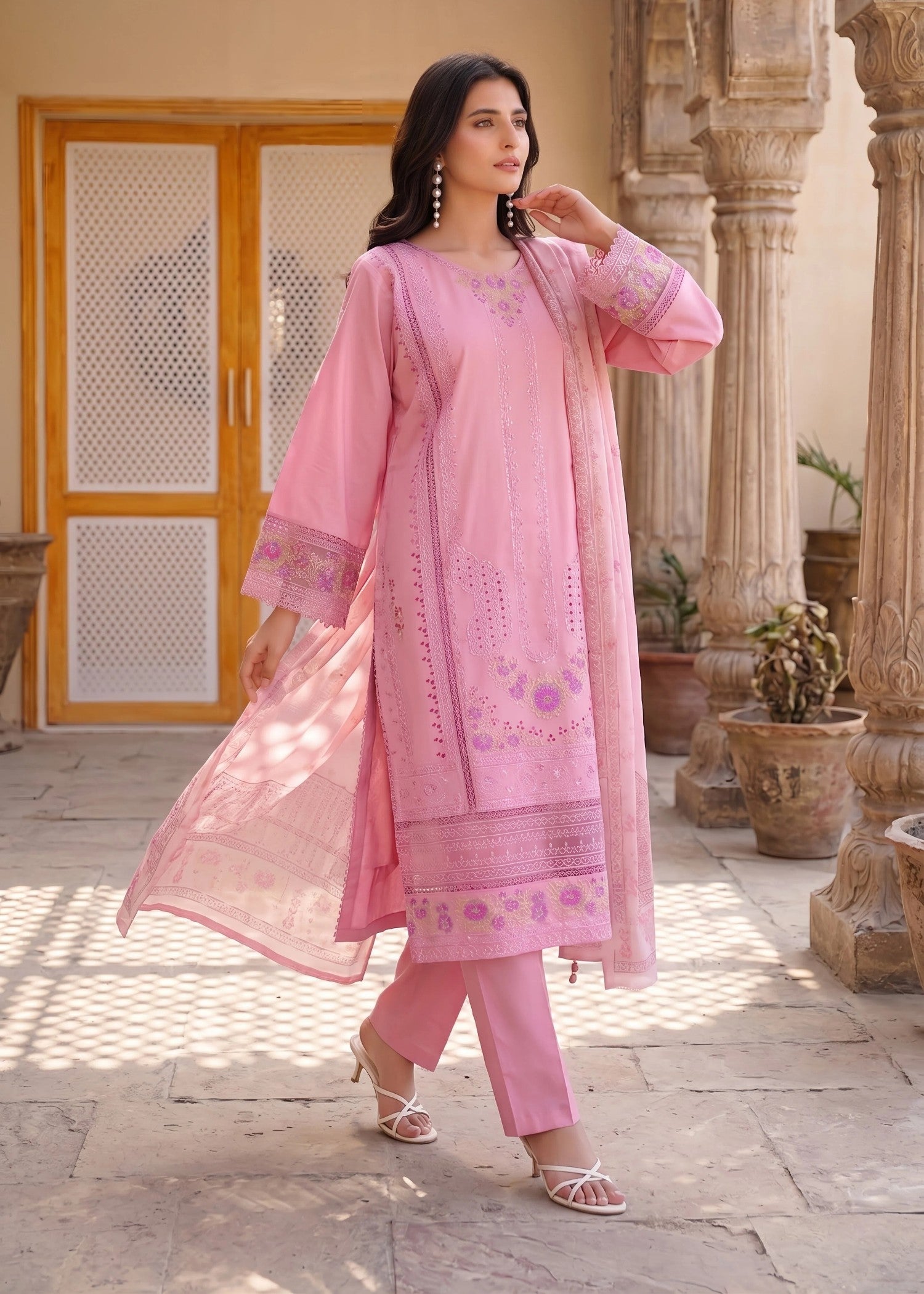 lawn Kurta Set in Blush pink