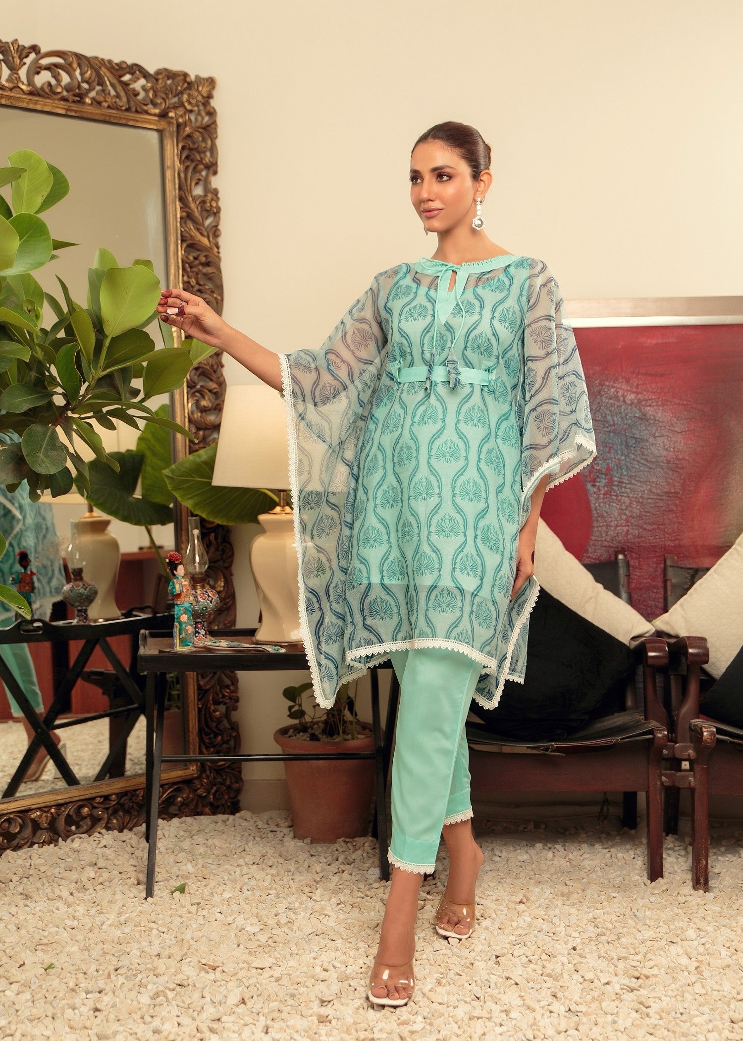 khaddi net Kaftan in Light blue