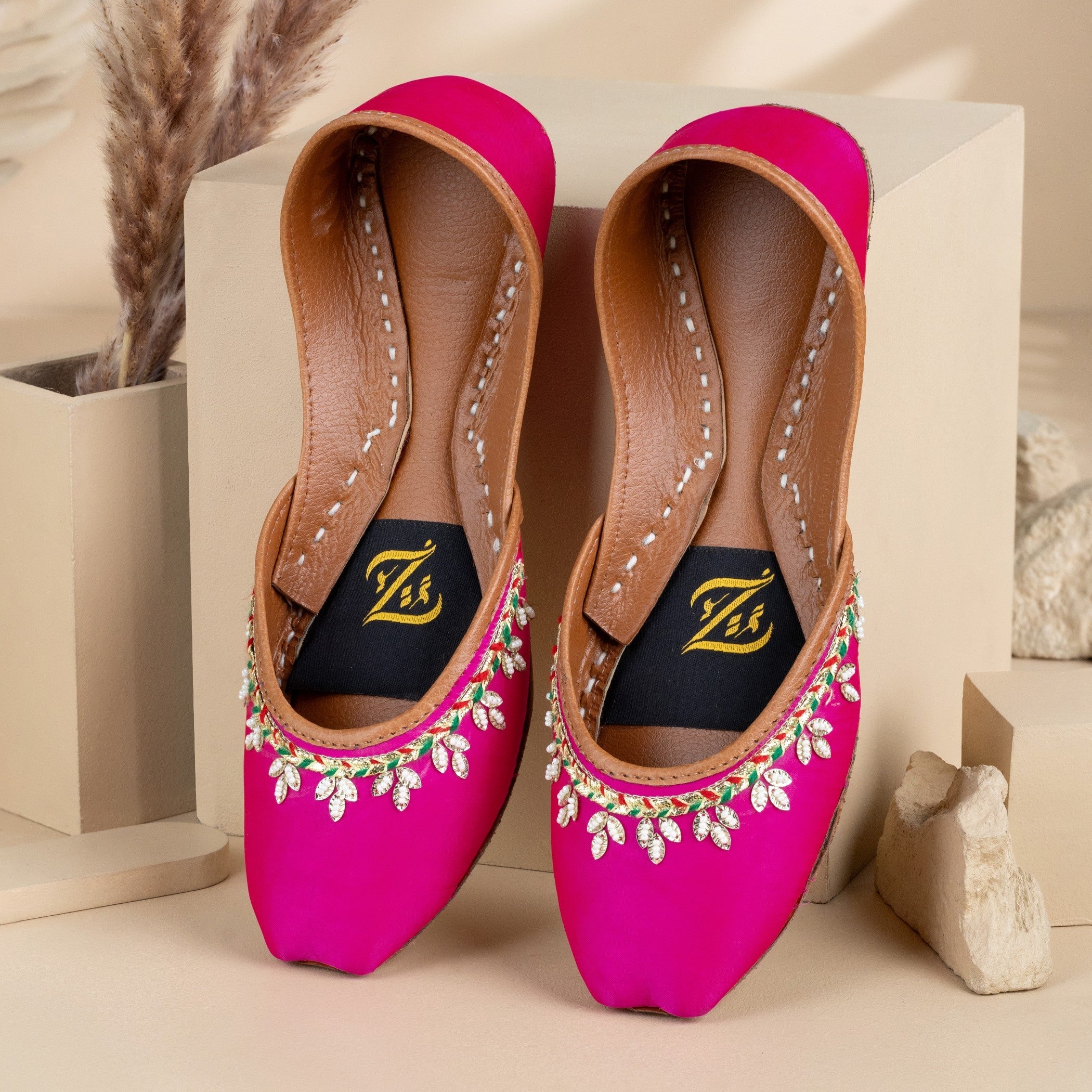 Khussa in Hot pink by - High Quality Women Khussa AHB6159