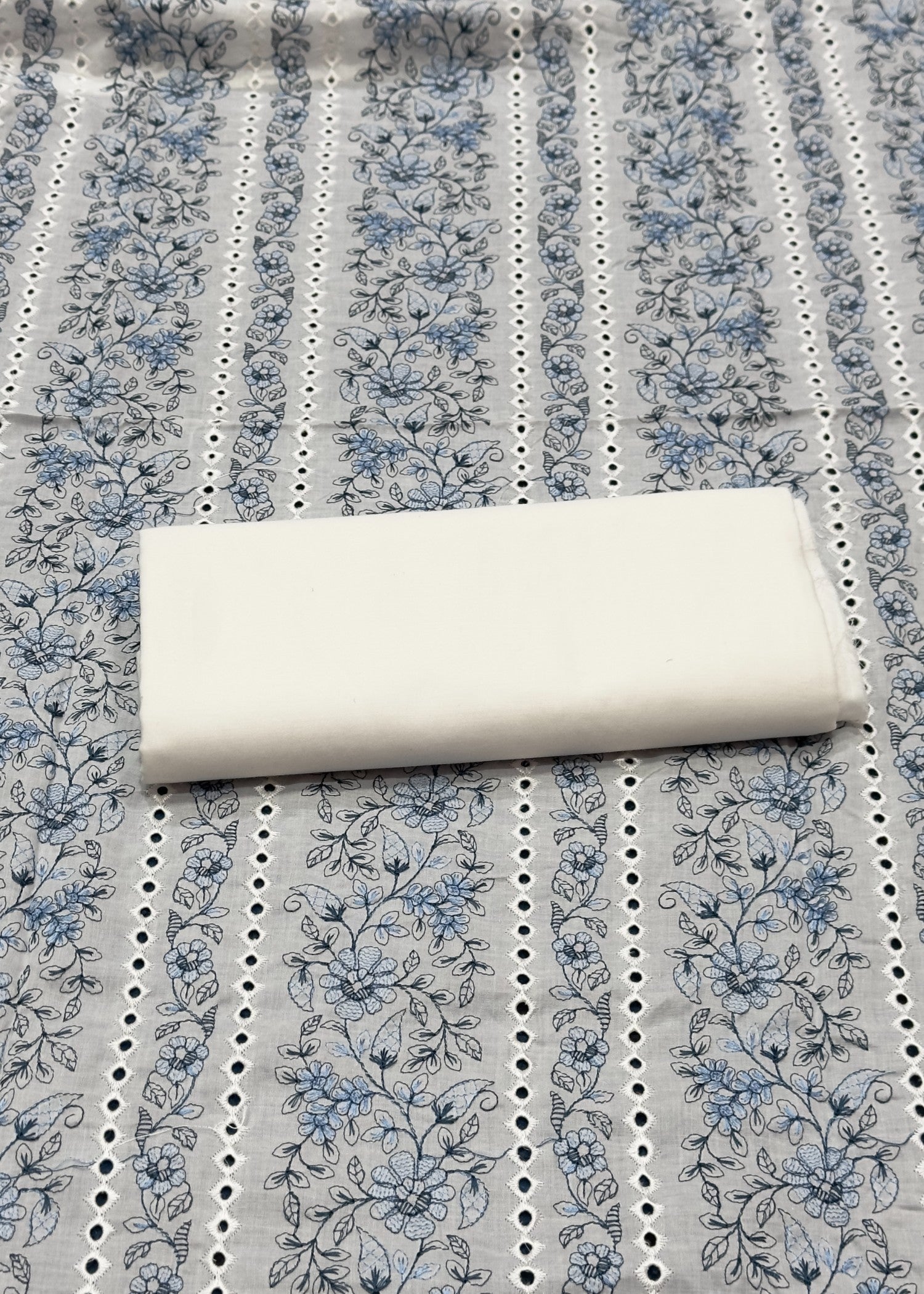 lawn Unstitched in White