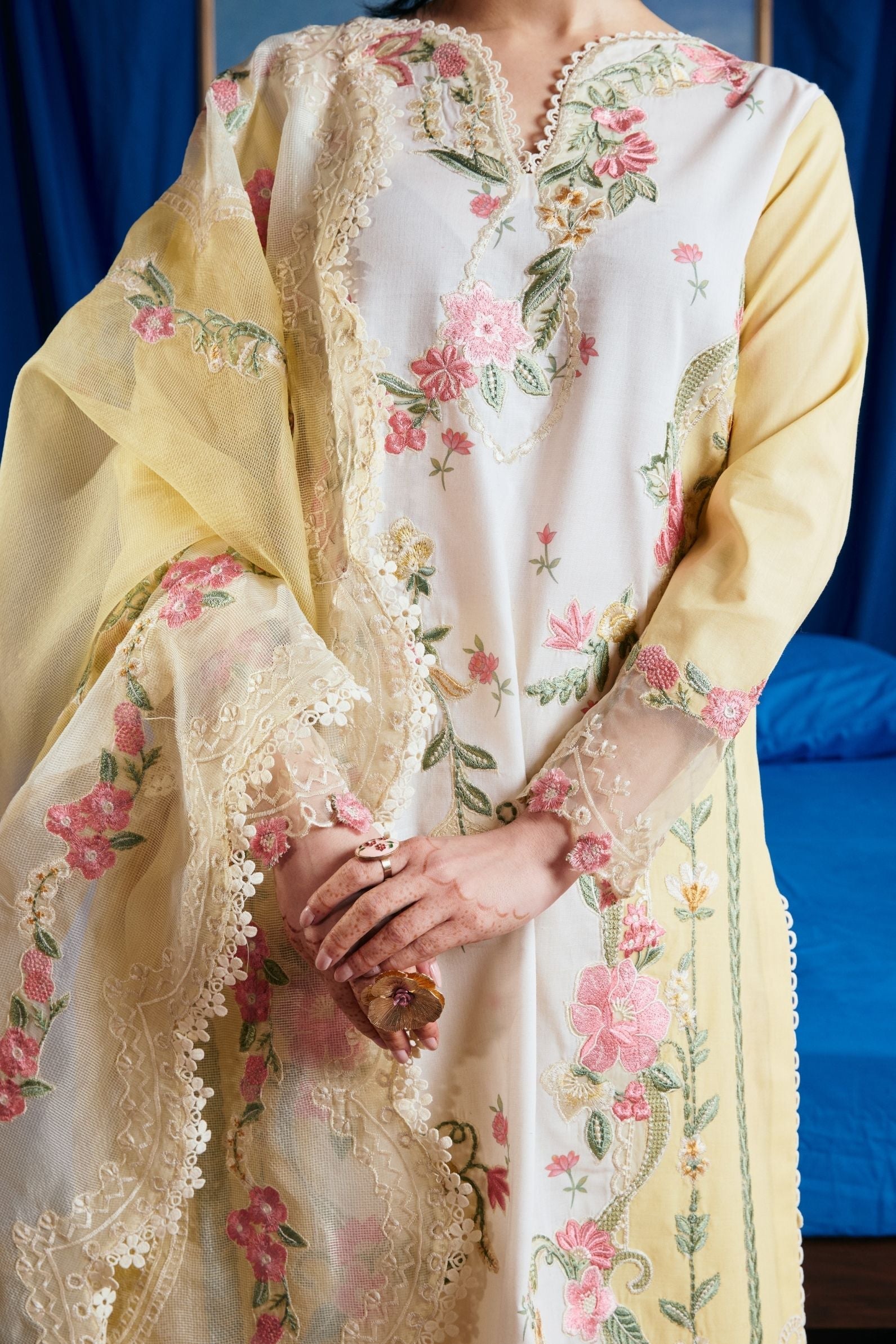 Eid Luxury Lawn – Titli