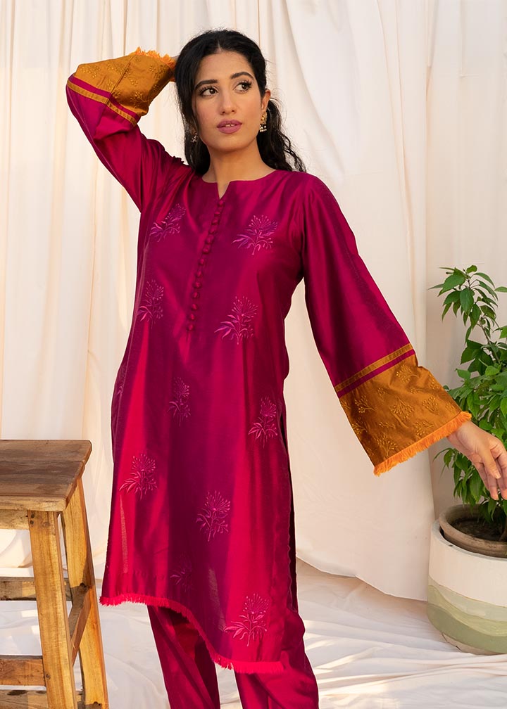 khaddi silk Kurta Set in Magenta