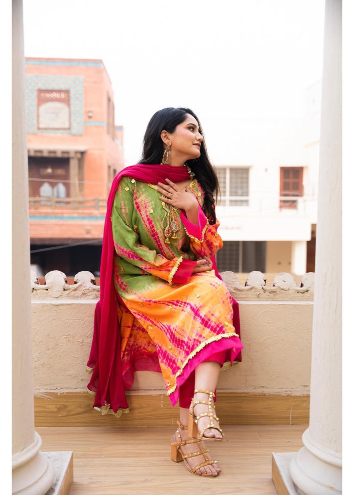 blended grip silk Kurta Set in Multi