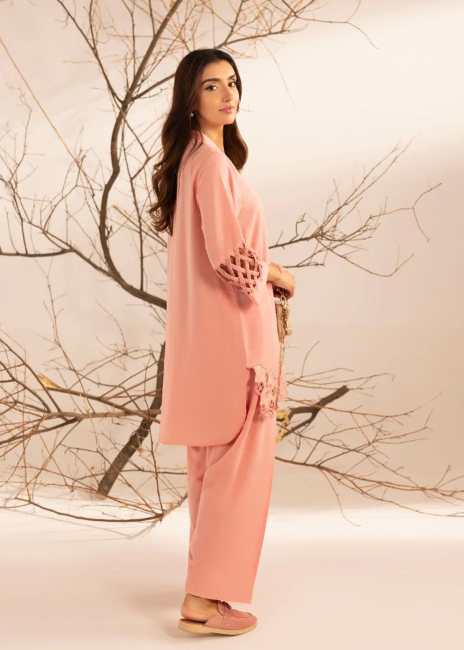 karandi Kurta Set in Blush pink